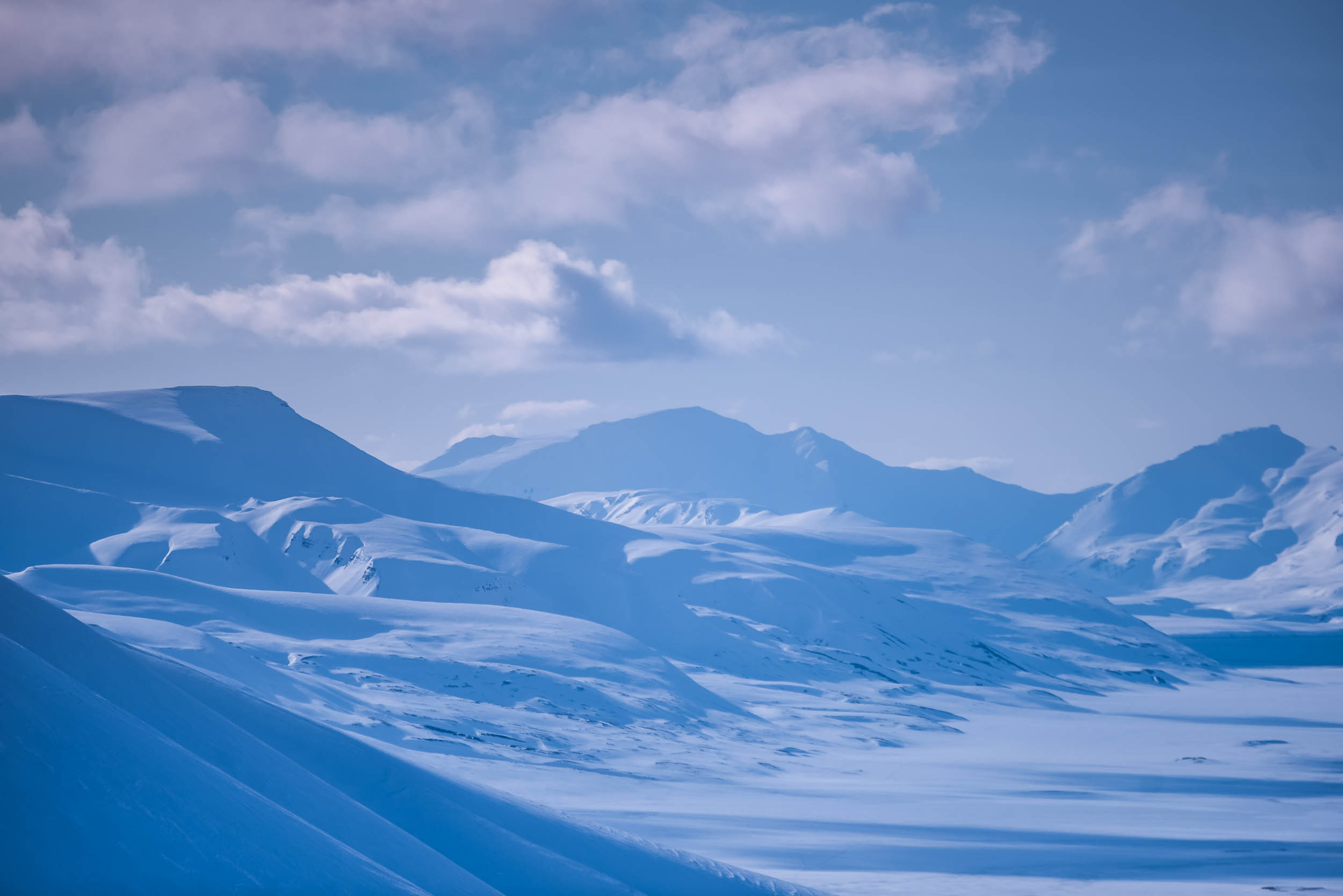 Svalbard. Winter. Day. Family and wedding photographer in Norway Bublik Polina