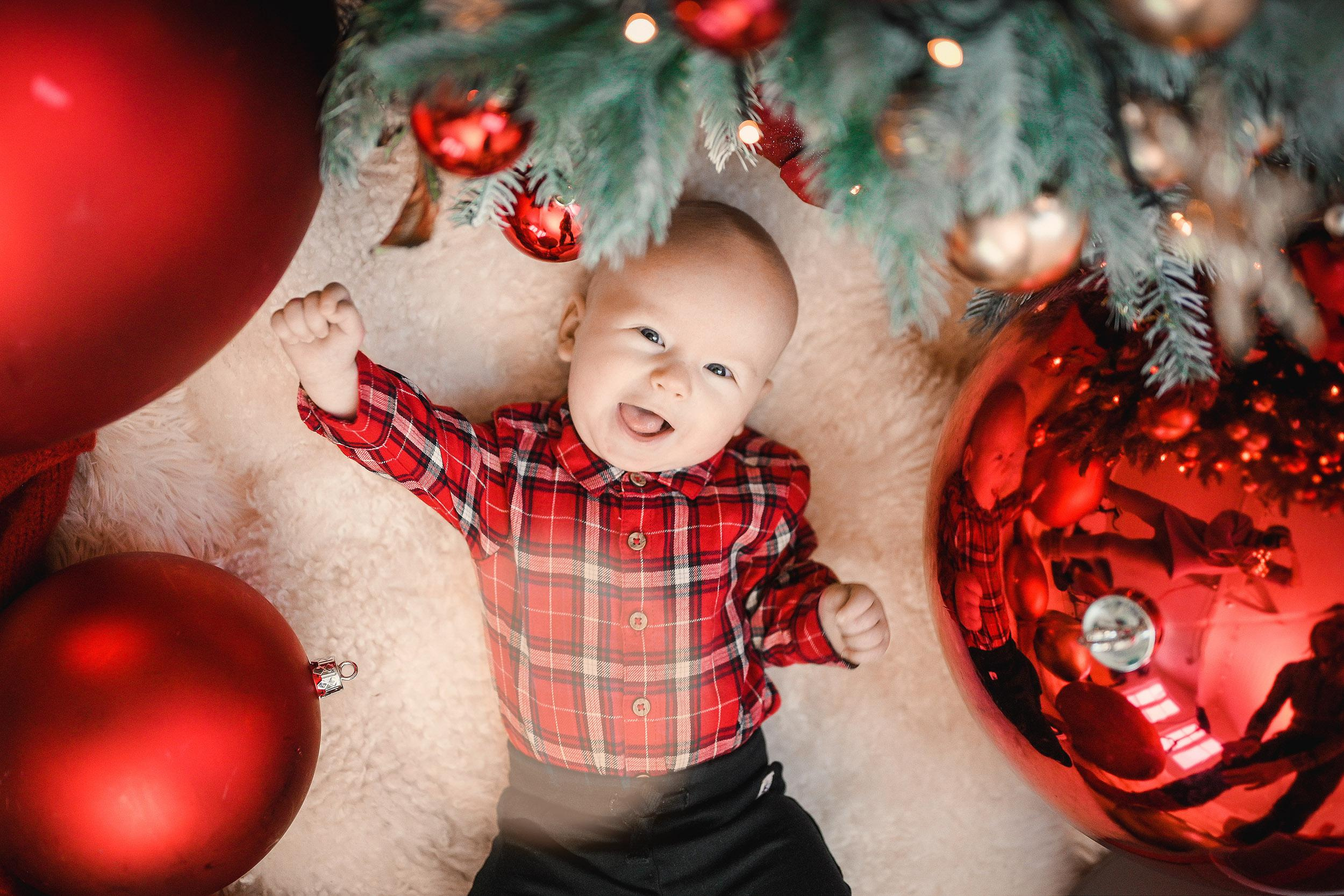 Alina and son. Family and wedding photographer in Norway Bublik Polina