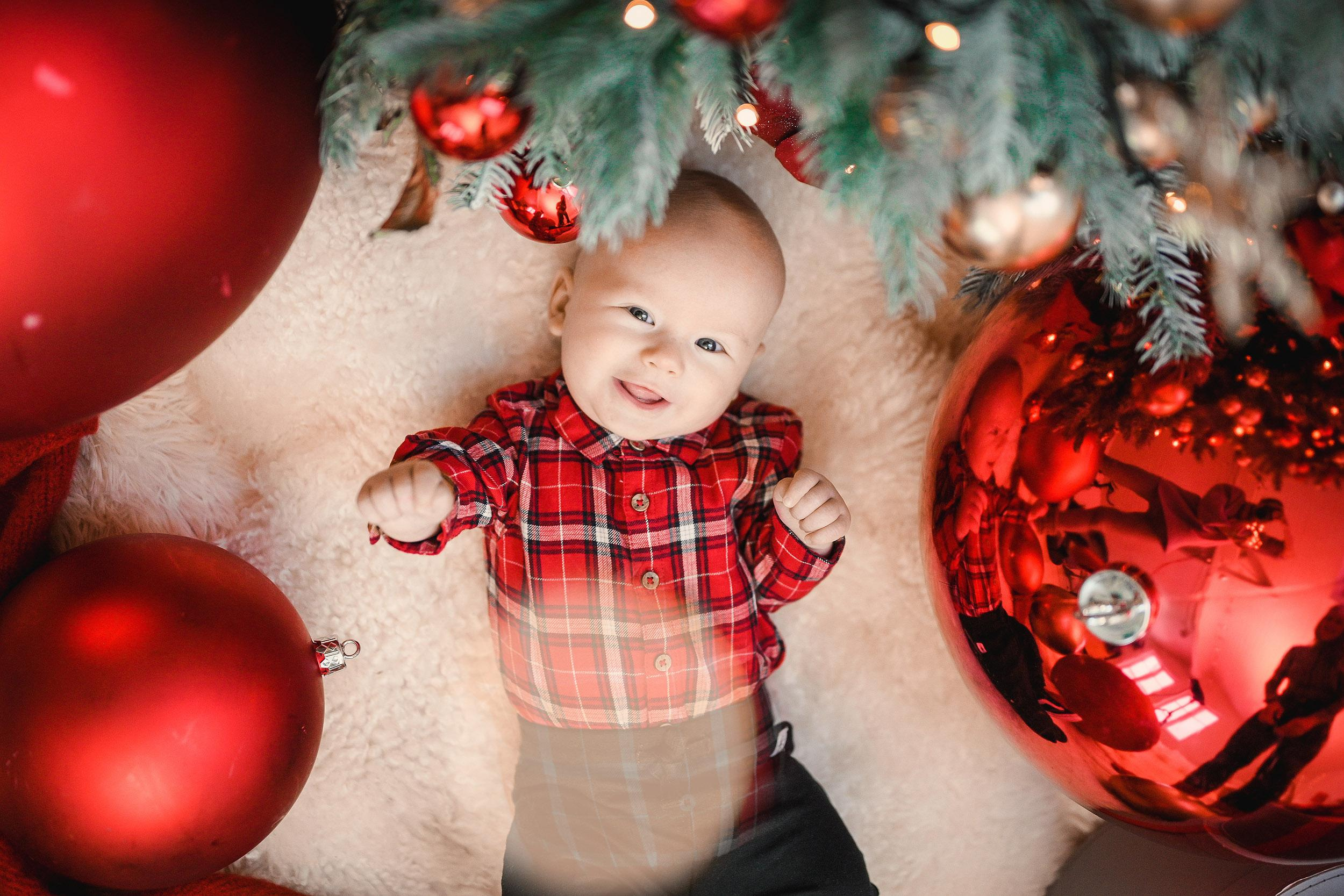 Alina and son. Family and wedding photographer in Norway Bublik Polina