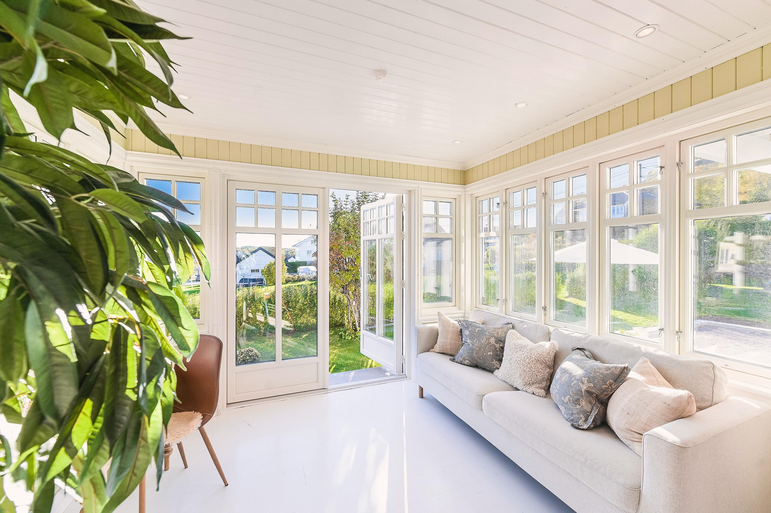 -7-. Family and wedding photographer in Norway Bublik Polina