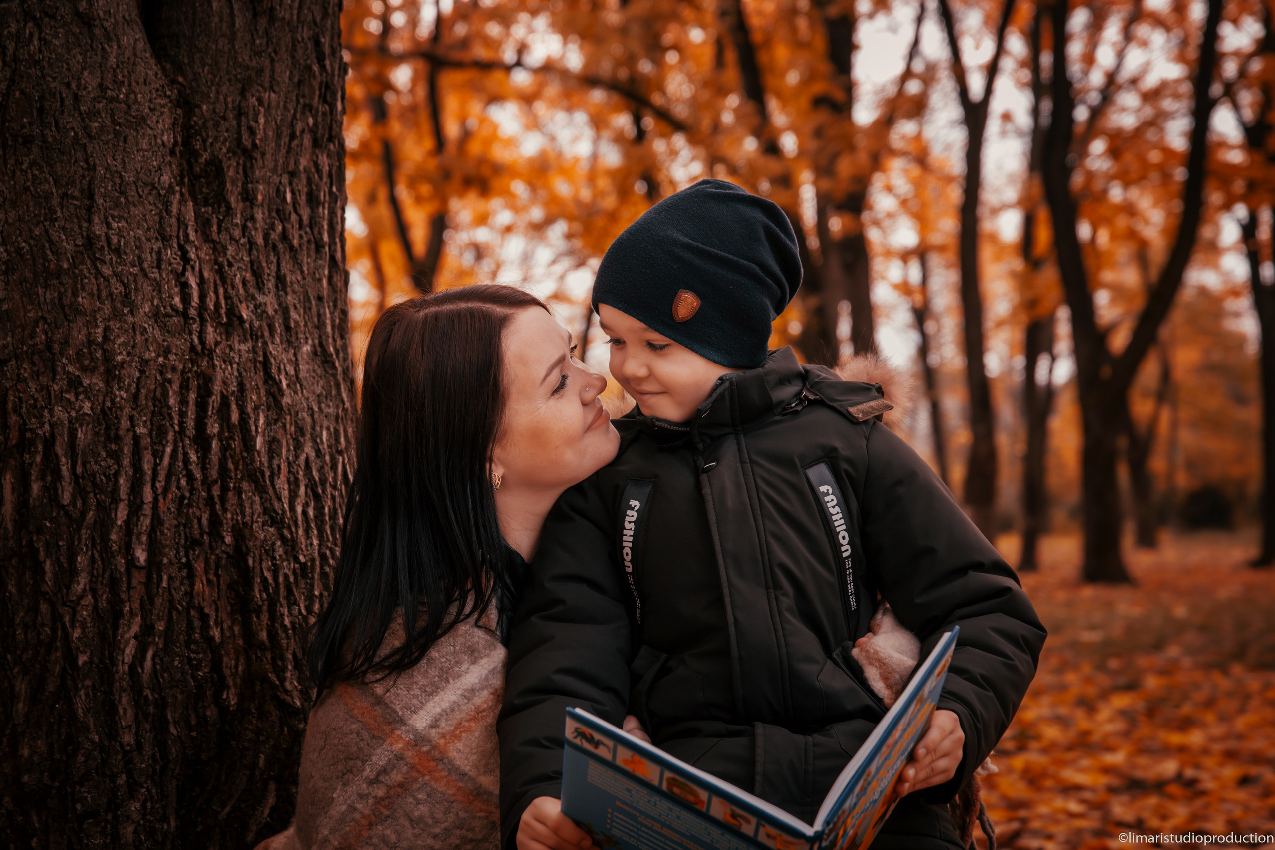 Кирилл, Богдан и их родители). Фото видео в молдове