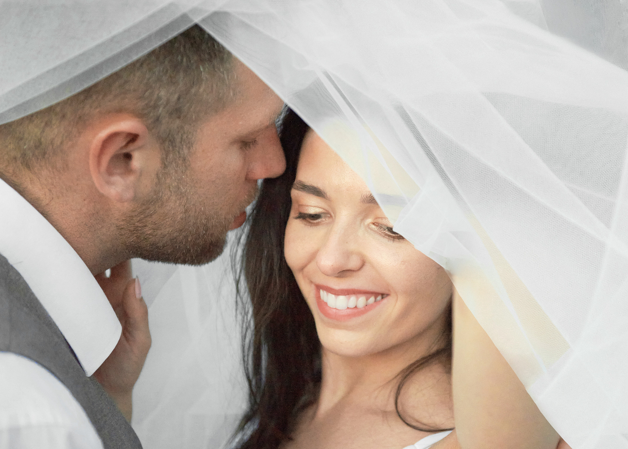 Wedding in mountains. Calgary wedding photo and video. Photographer Andrii Bielikov