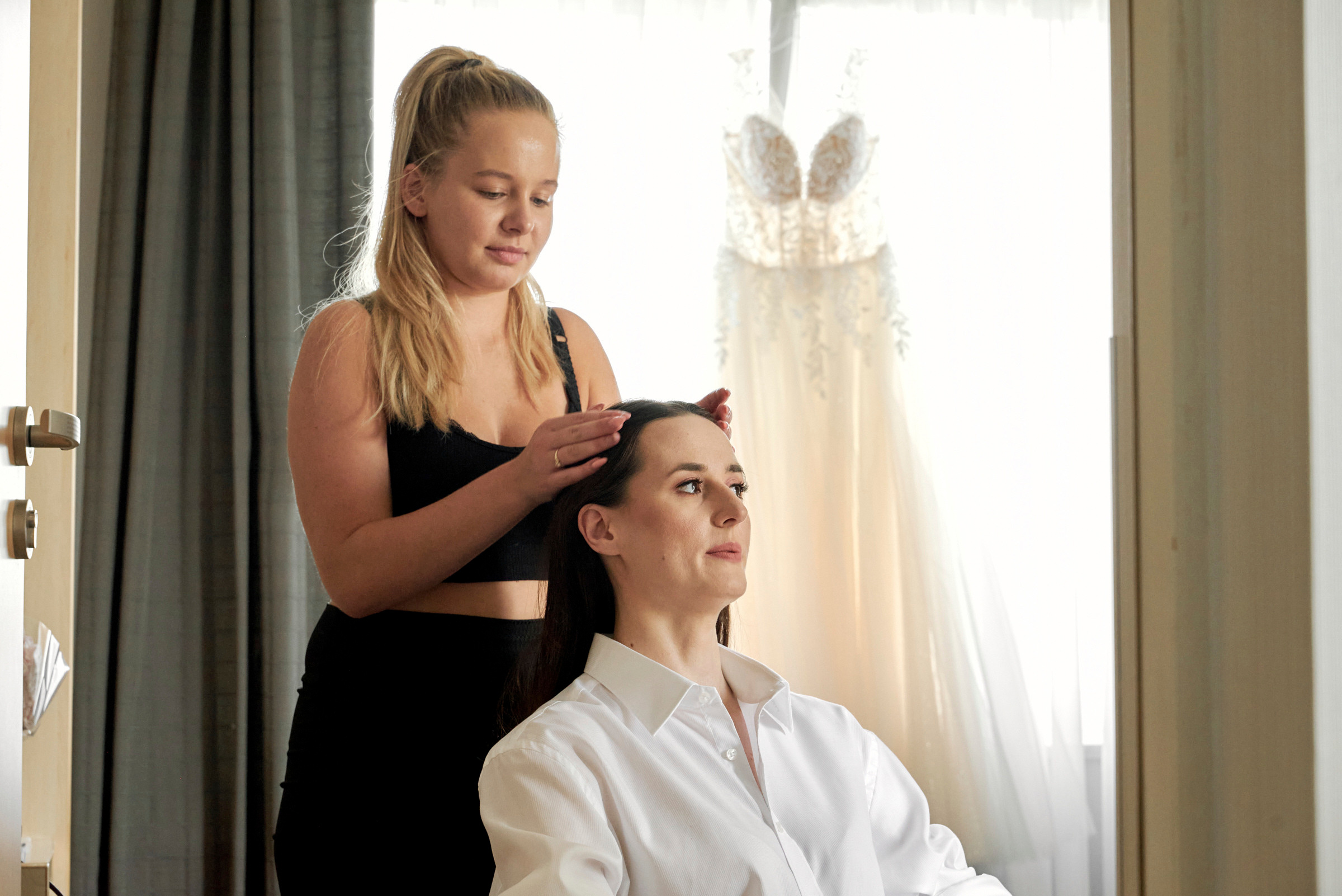 Wedding day. Calgary wedding photo and video. Photographer Andrii Bielikov