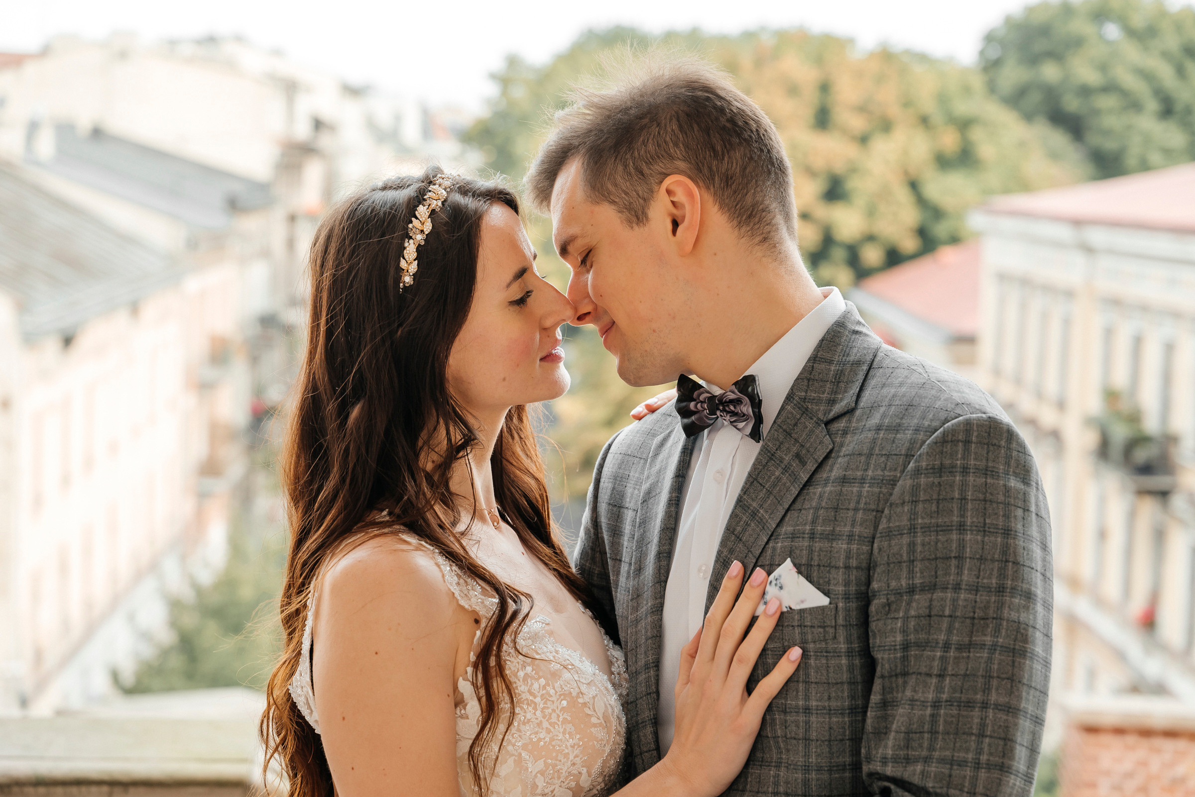 After wedding. Calgary wedding photo and video. Photographer Andrii Bielikov