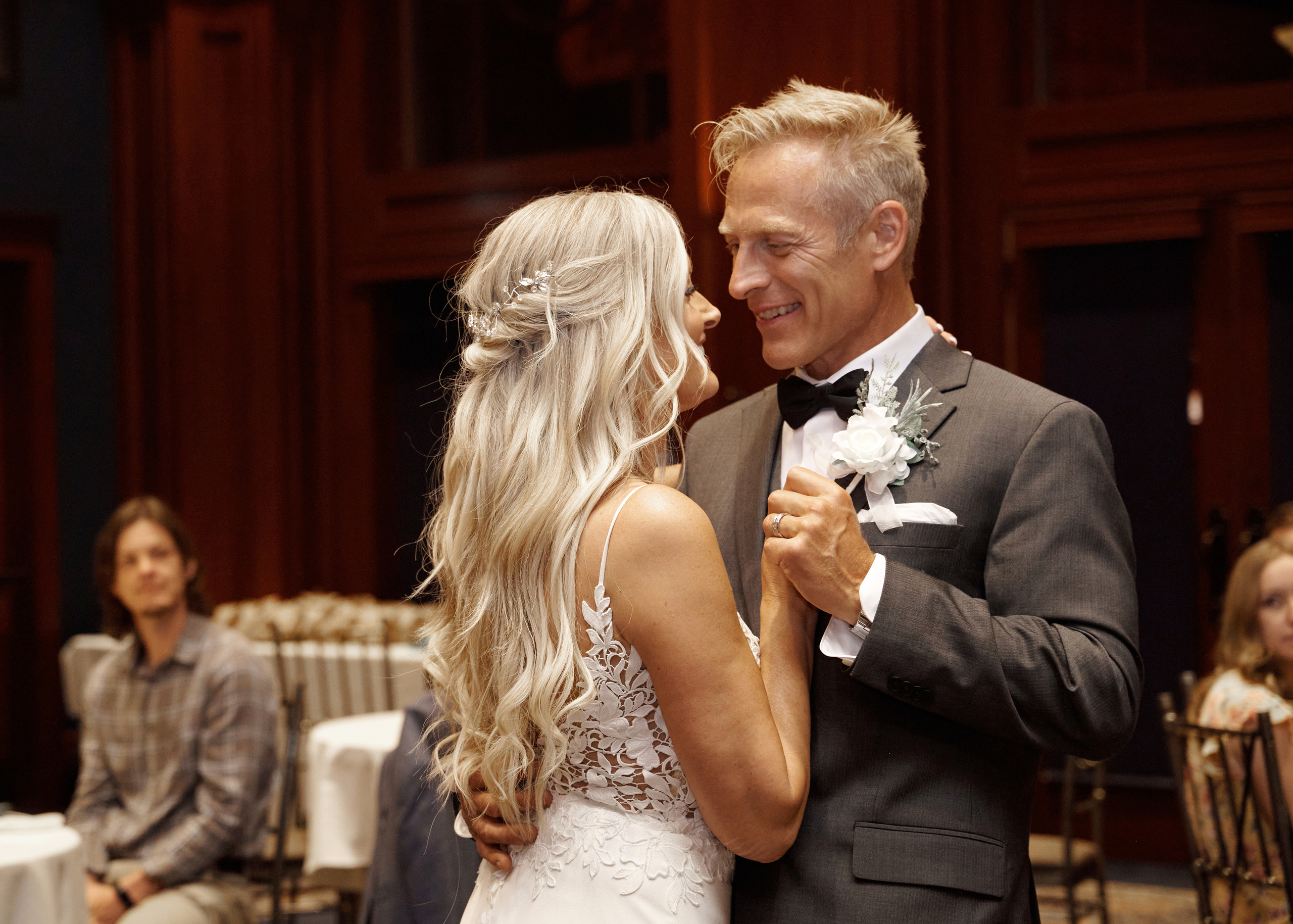Wedding in Calgary Heritage park. Calgary wedding photo and video. Photographer Andrii Bielikov