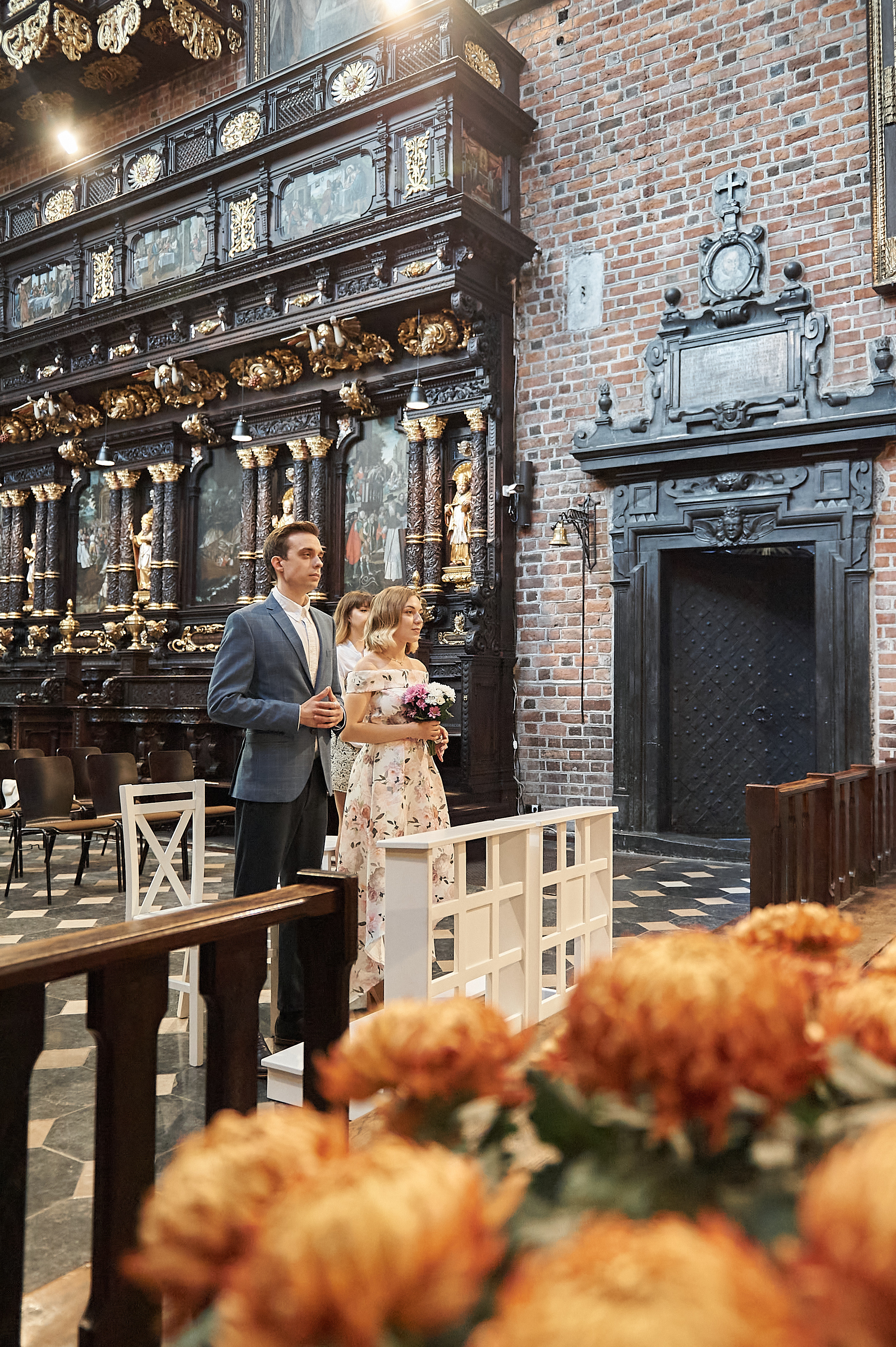 Wedding in the church. Calgary wedding photo and video. Photographer Andrii Bielikov