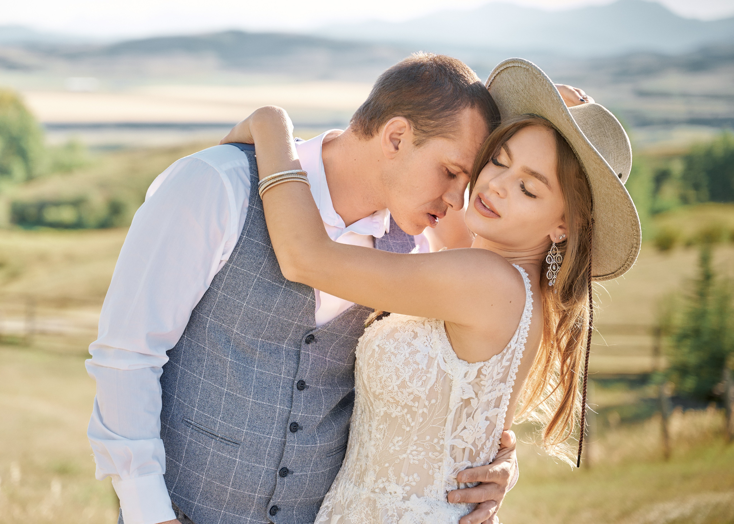 Gregory and Victoria’s Cowboy wedding. Calgary wedding photo and video. Photographer Andrii Bielikov