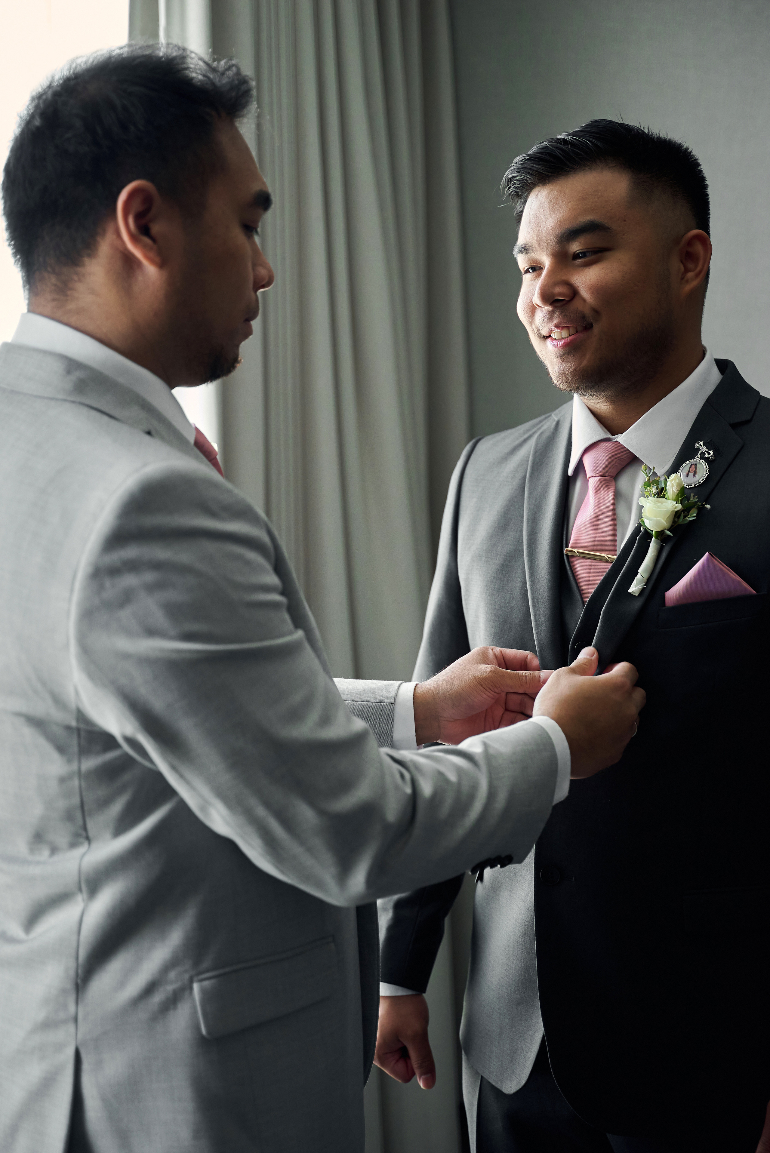 Wedding in Calgary. Calgary wedding photo and video. Photographer Andrii Bielikov