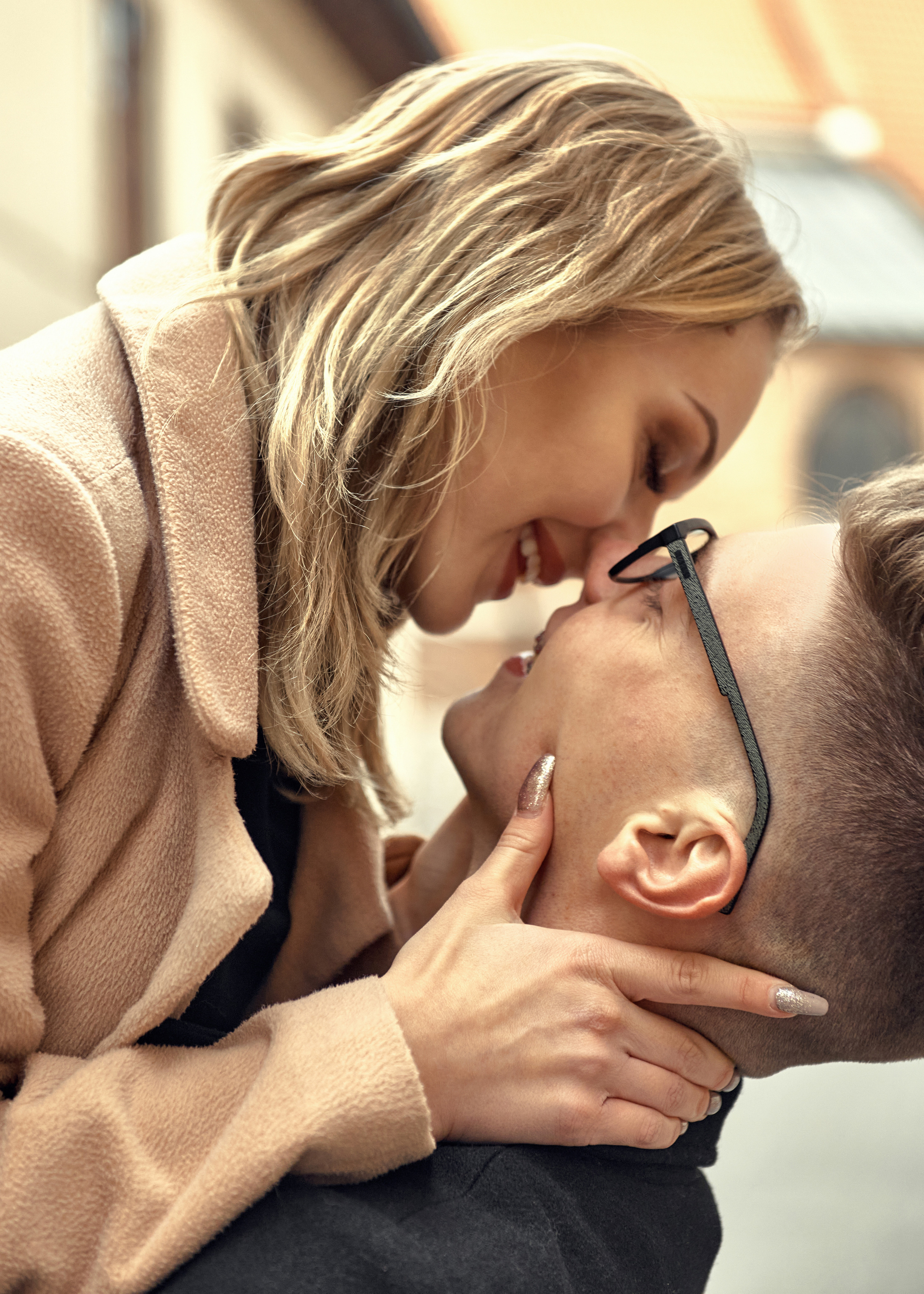 Fall romantic love story. Calgary wedding photo and video. Photographer Andrii Bielikov