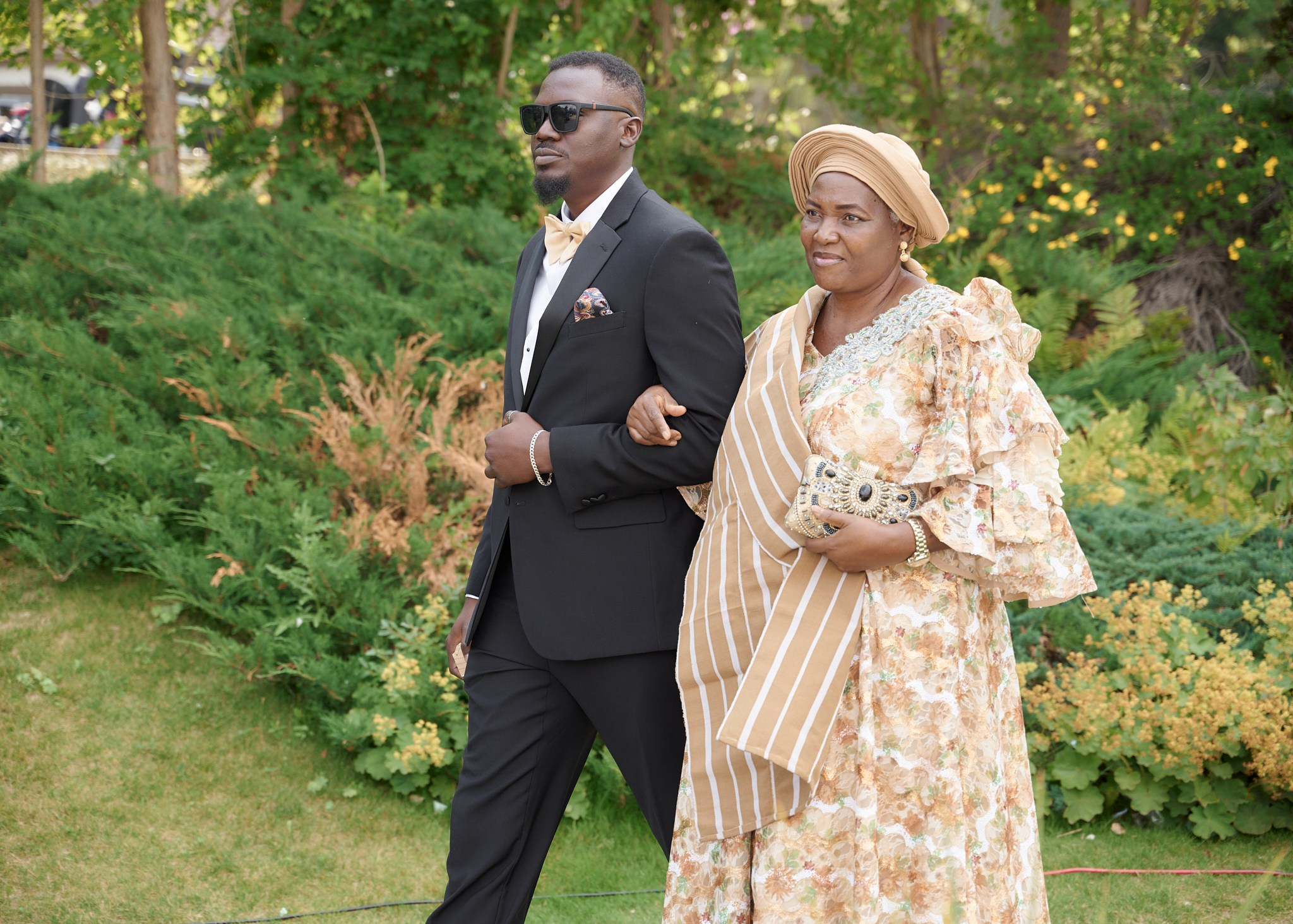 Femi & Jen. Calgary wedding photo and video. Photographer Andrii Bielikov