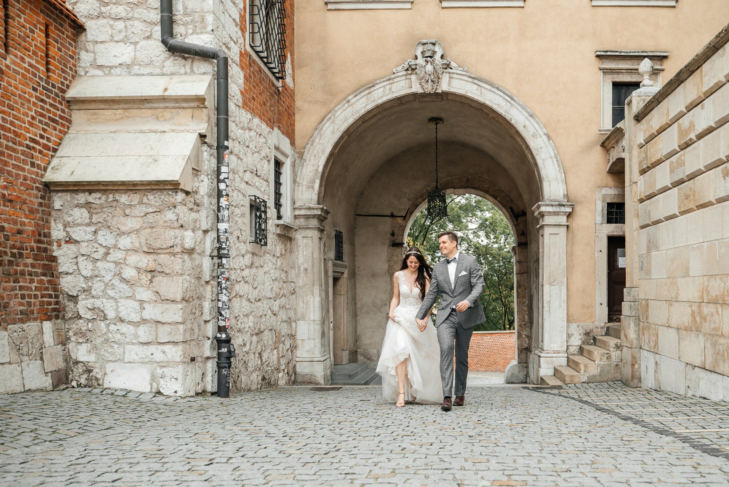 After wedding. Calgary wedding photo and video. Photographer Andrii Bielikov