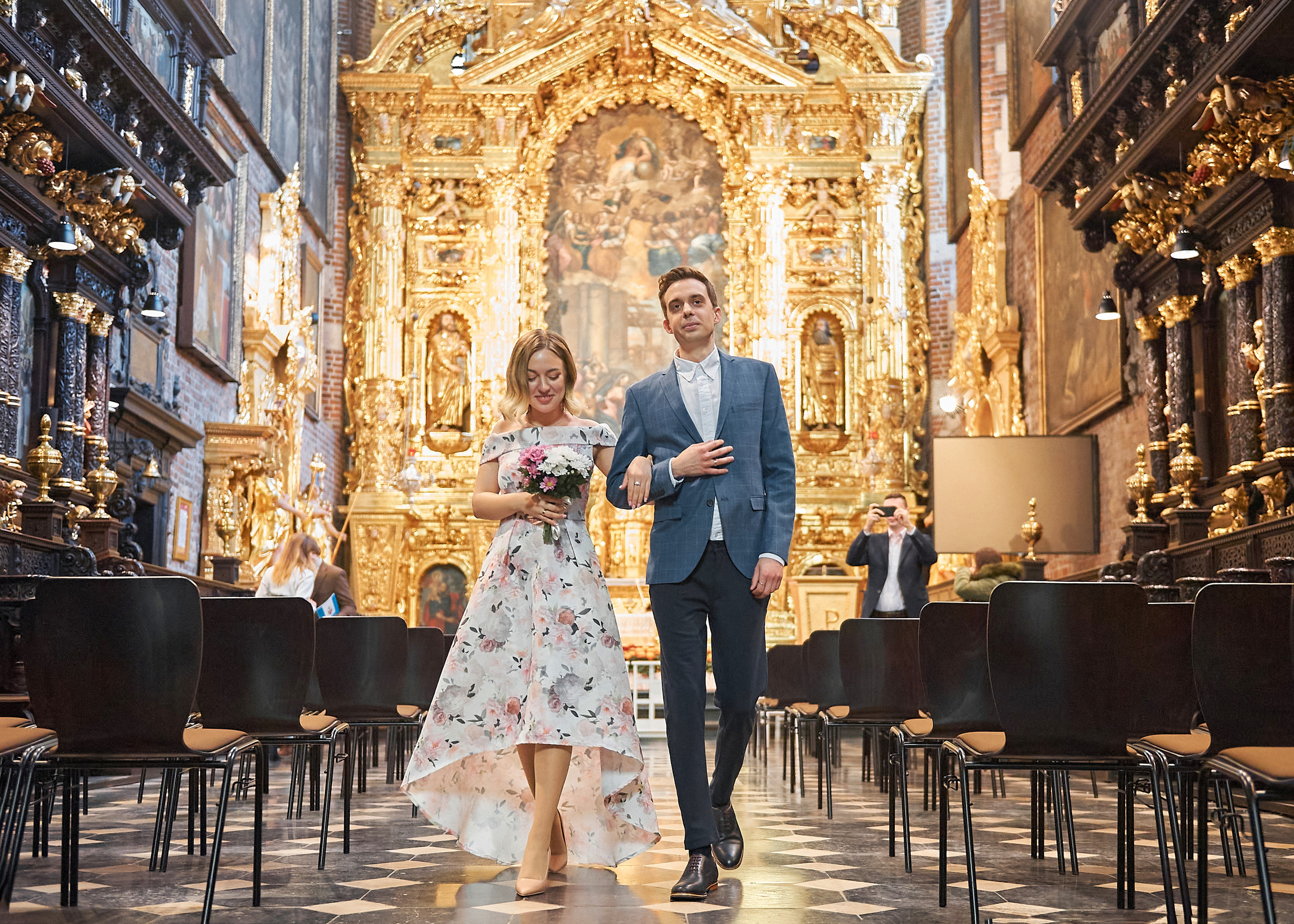 Wedding in the church. Calgary wedding photo and video. Photographer Andrii Bielikov