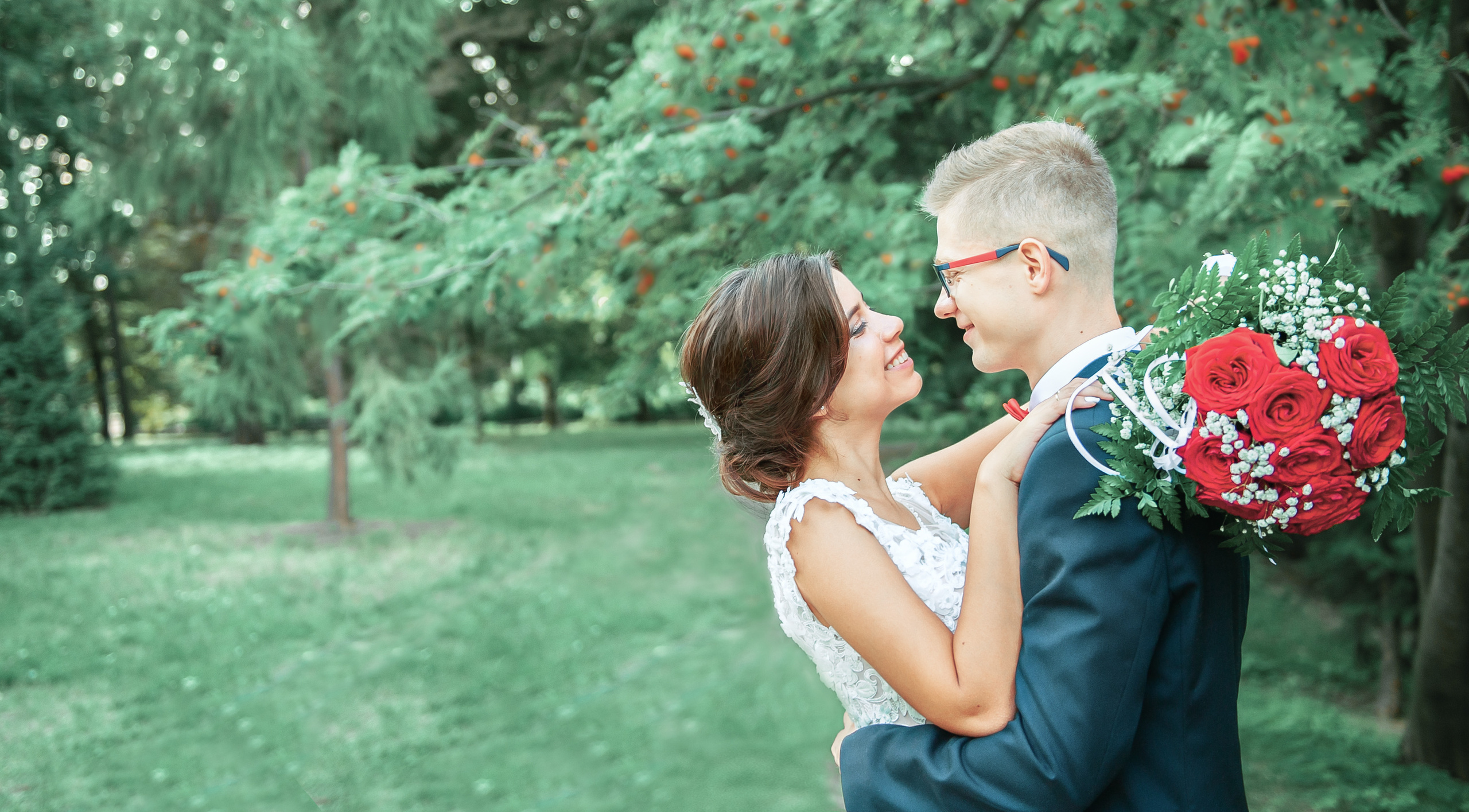 Weddings. Calgary wedding photo and video. Photographer Andrii Bielikov