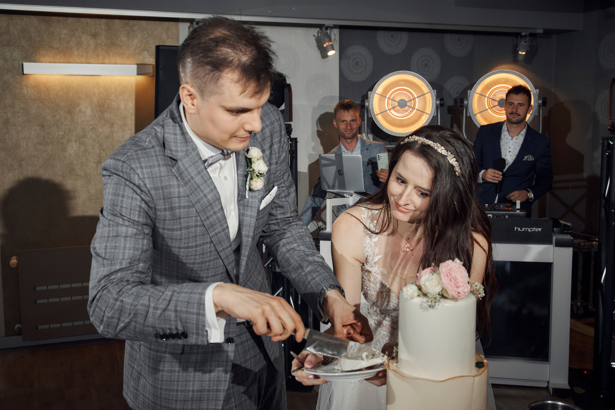 Wedding day. Calgary wedding photo and video. Photographer Andrii Bielikov