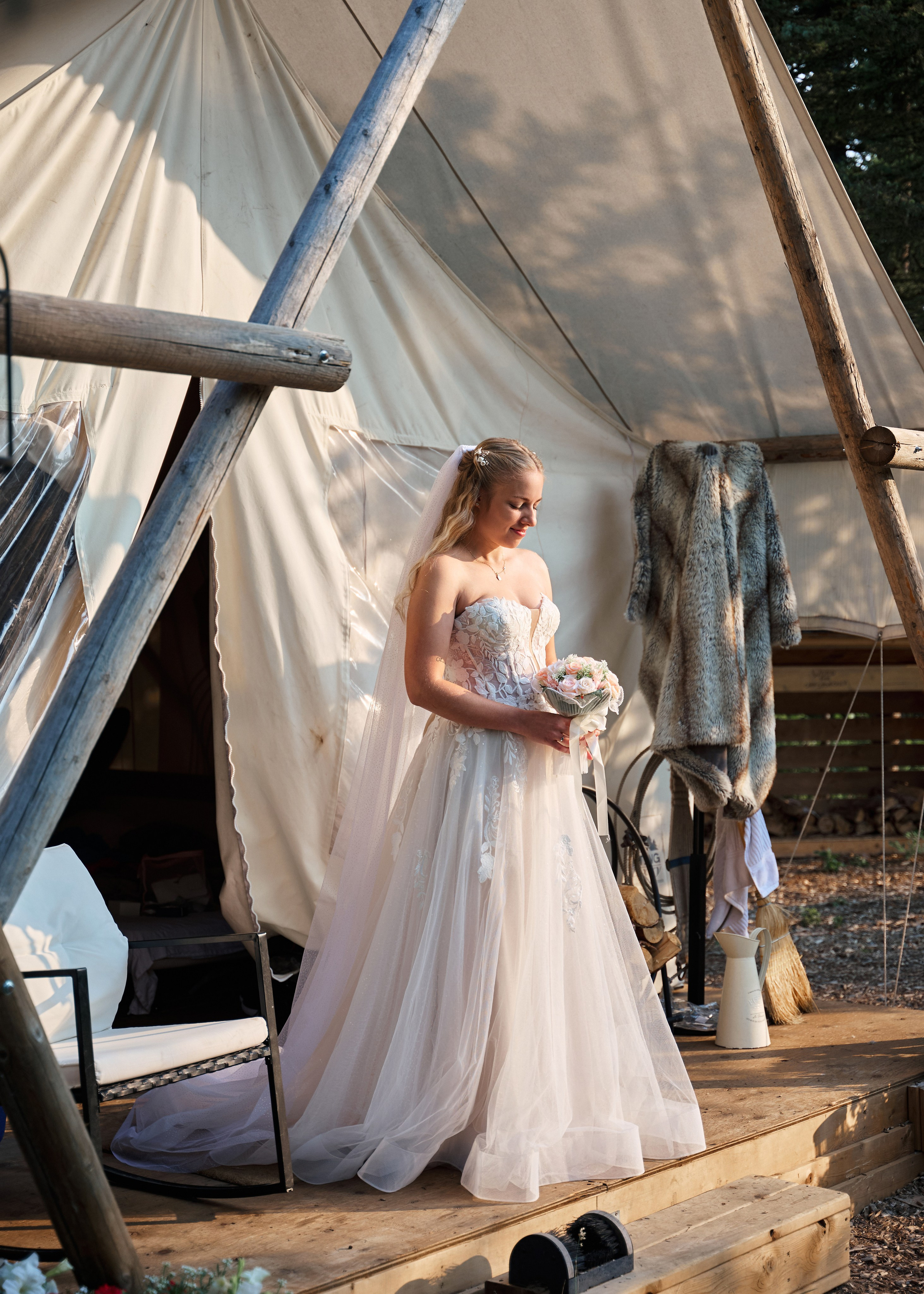 Natalie&Mat. A small, intimate wedding at Forgetmenot Lake, Kananaskis Park. Calgary wedding photo and video. Photographer Andrii Bielikov