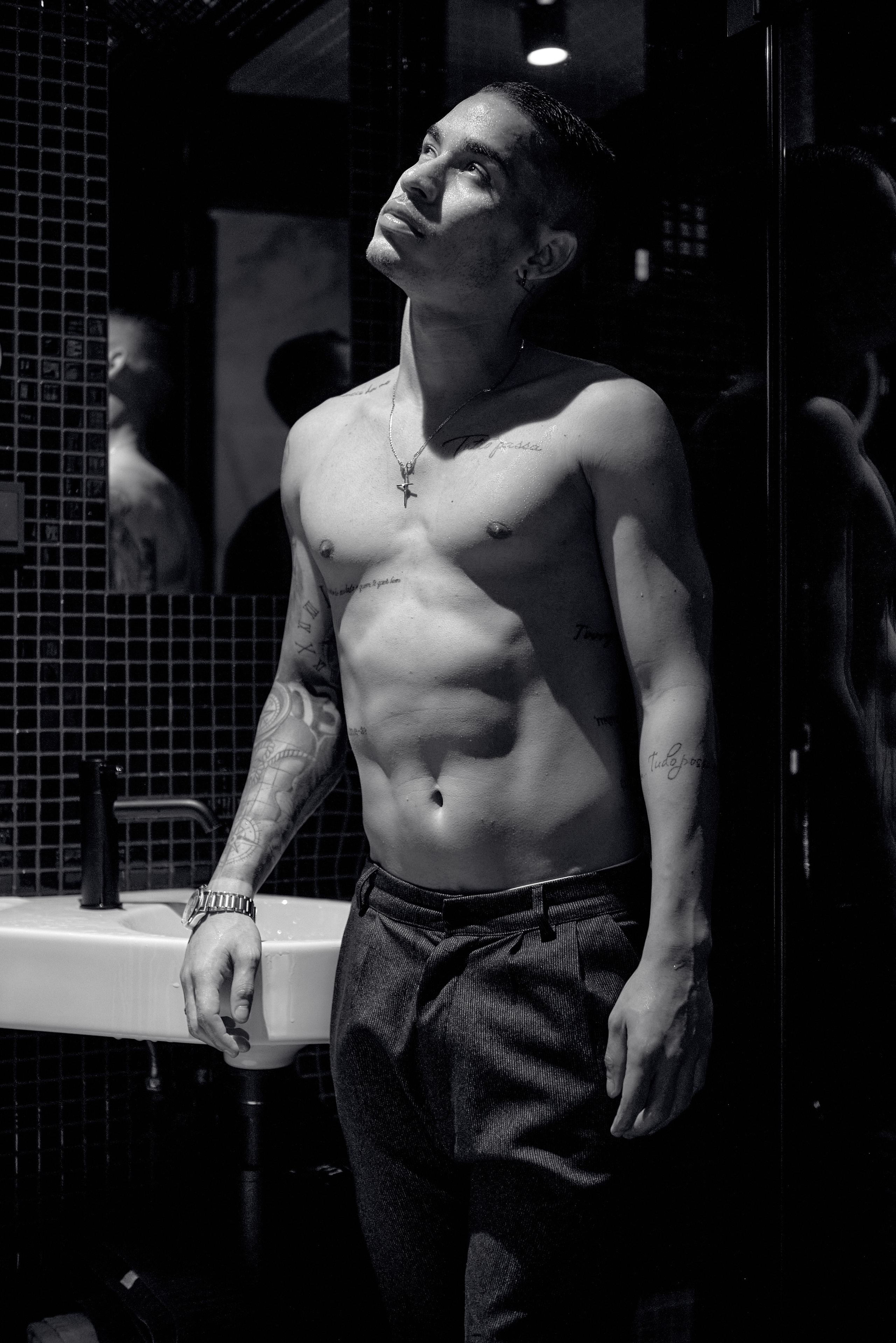 Hot love story in hotel. Calgary wedding photo and video. Photographer Andrii Bielikov