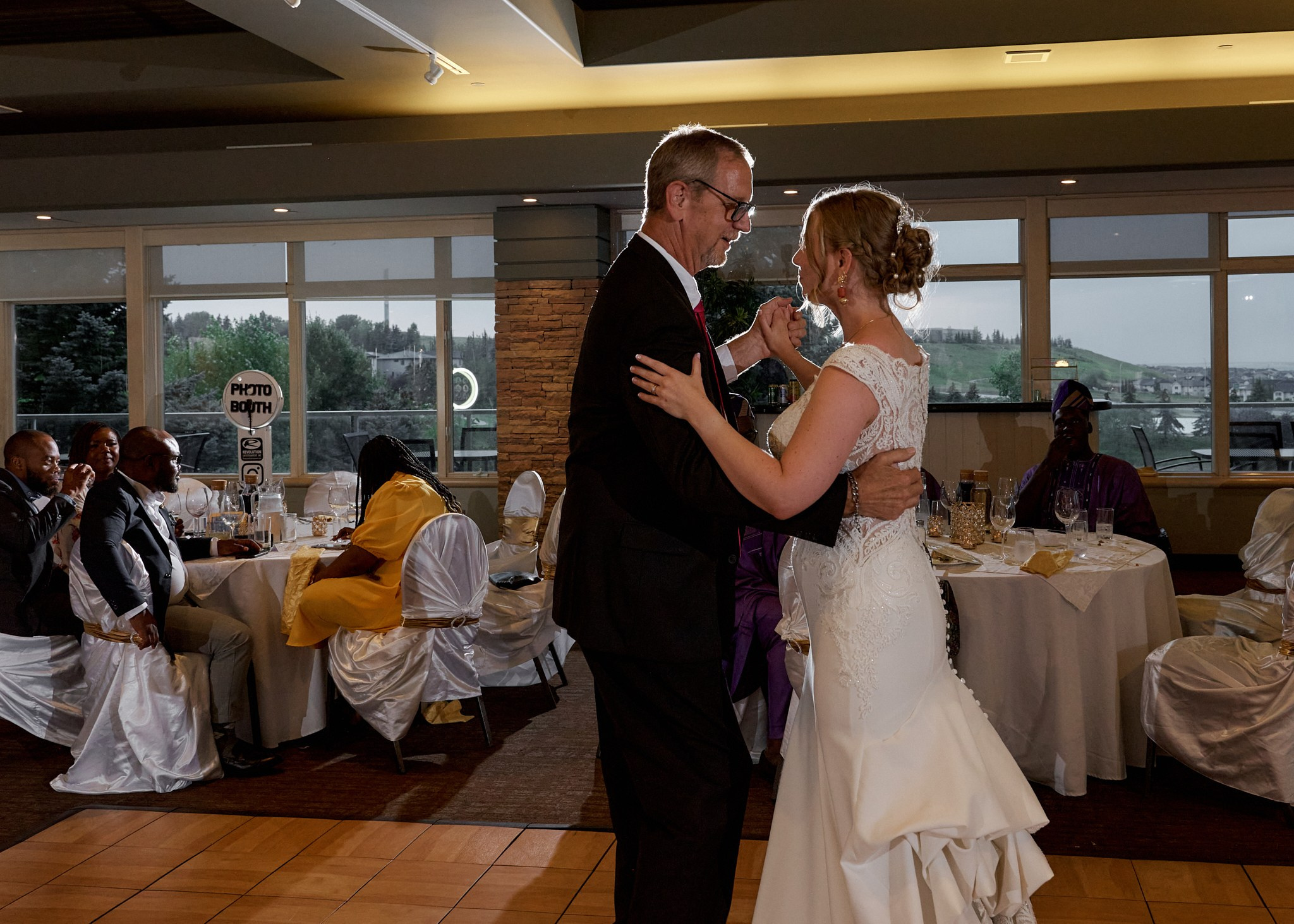 Femi & Jen. Calgary wedding photo and video. Photographer Andrii Bielikov