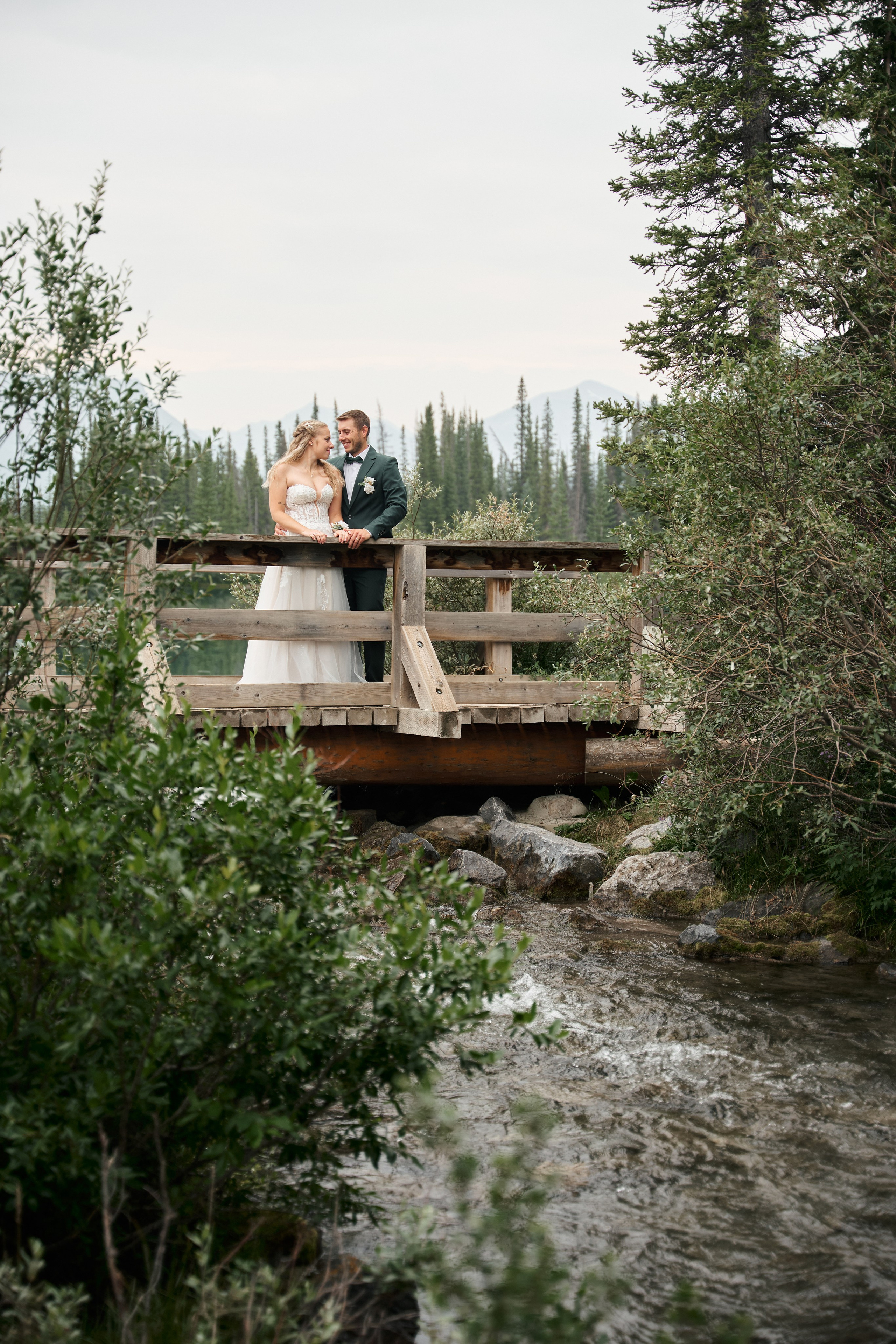 Natalie&Mat. A small, intimate wedding at Forgetmenot Lake, Kananaskis Park. Calgary wedding photo and video. Photographer Andrii Bielikov