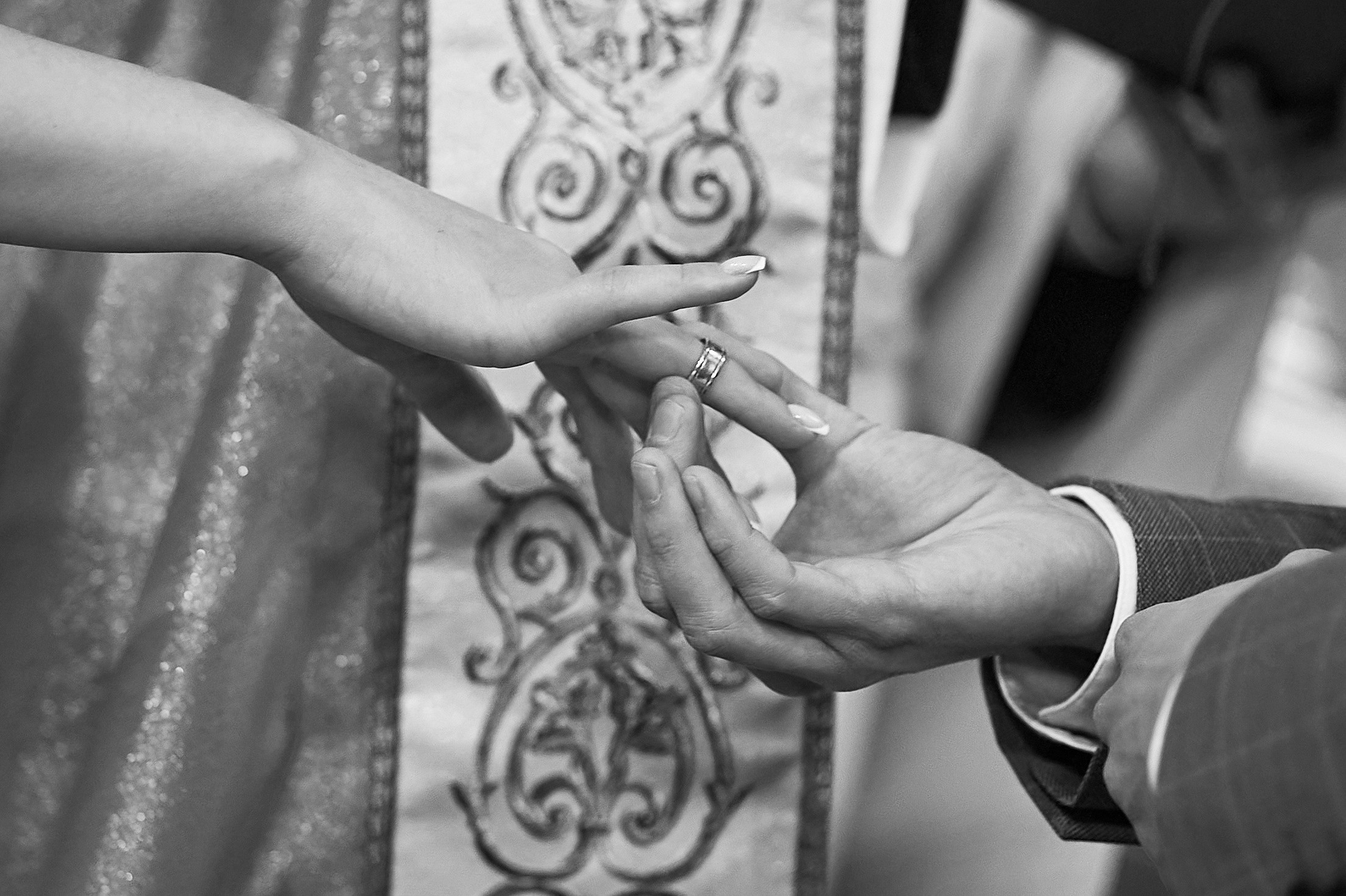 Wedding in the church. Calgary wedding photo and video. Photographer Andrii Bielikov