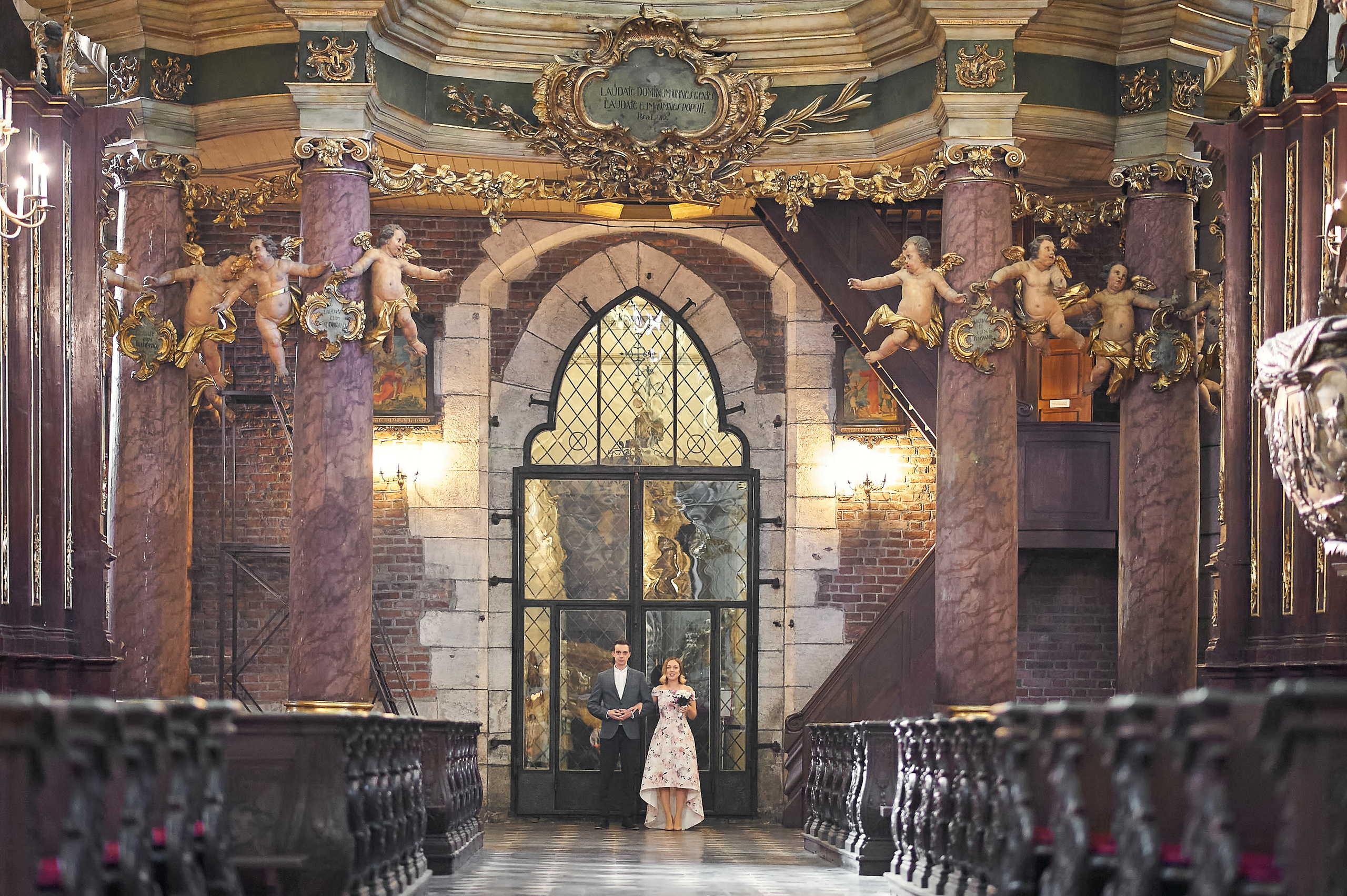 Wedding in the church. Calgary wedding photo and video. Photographer Andrii Bielikov