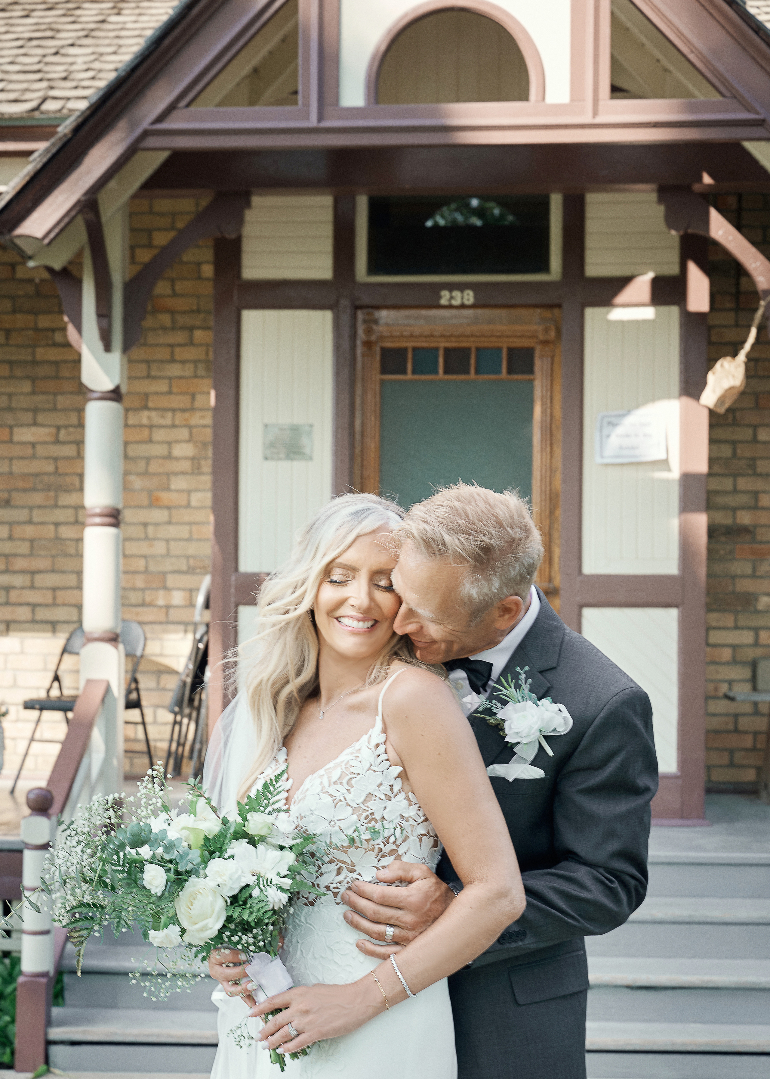 Wedding in Calgary Heritage park. Calgary wedding photo and video. Photographer Andrii Bielikov