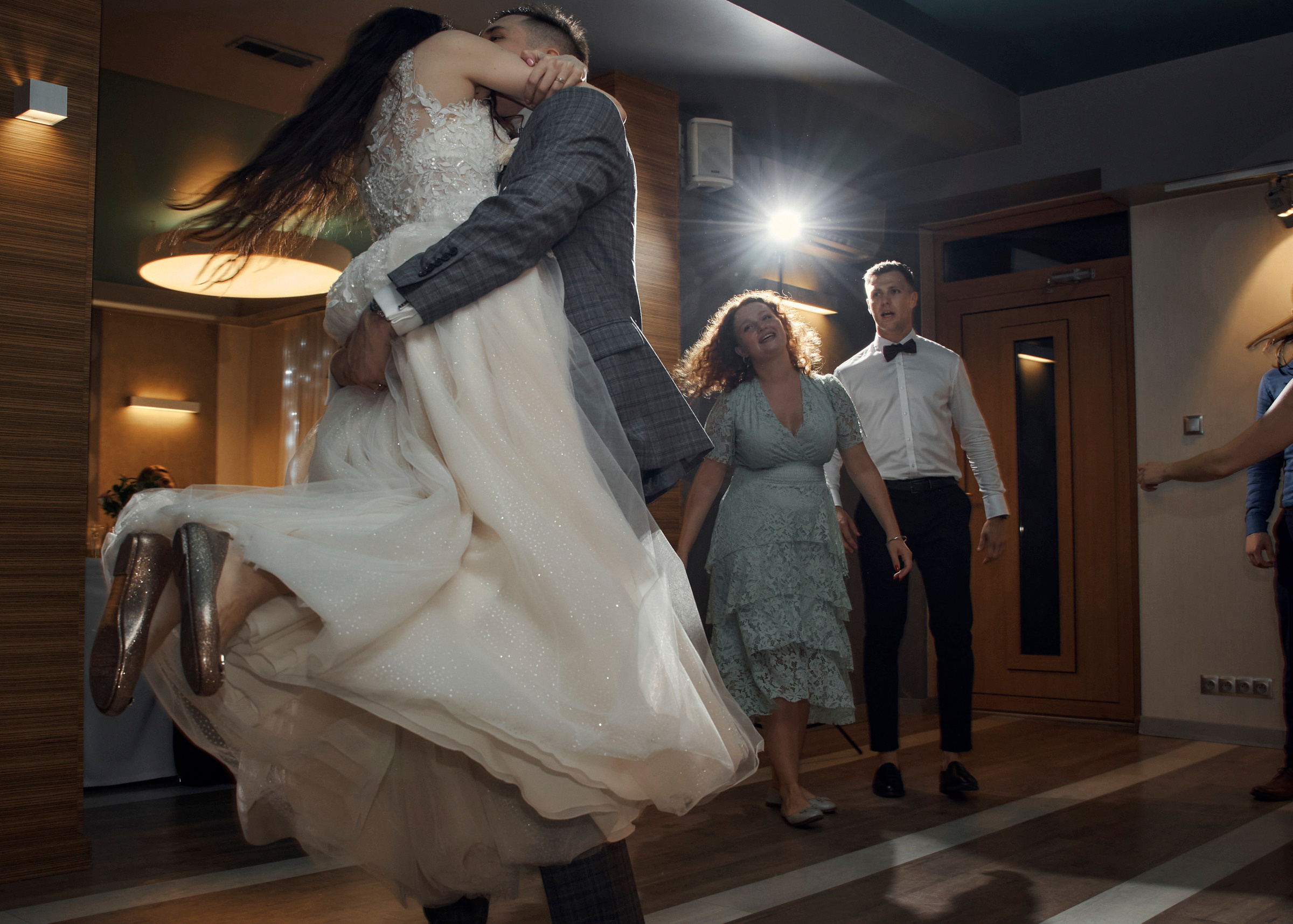 Wedding day. Calgary wedding photo and video. Photographer Andrii Bielikov