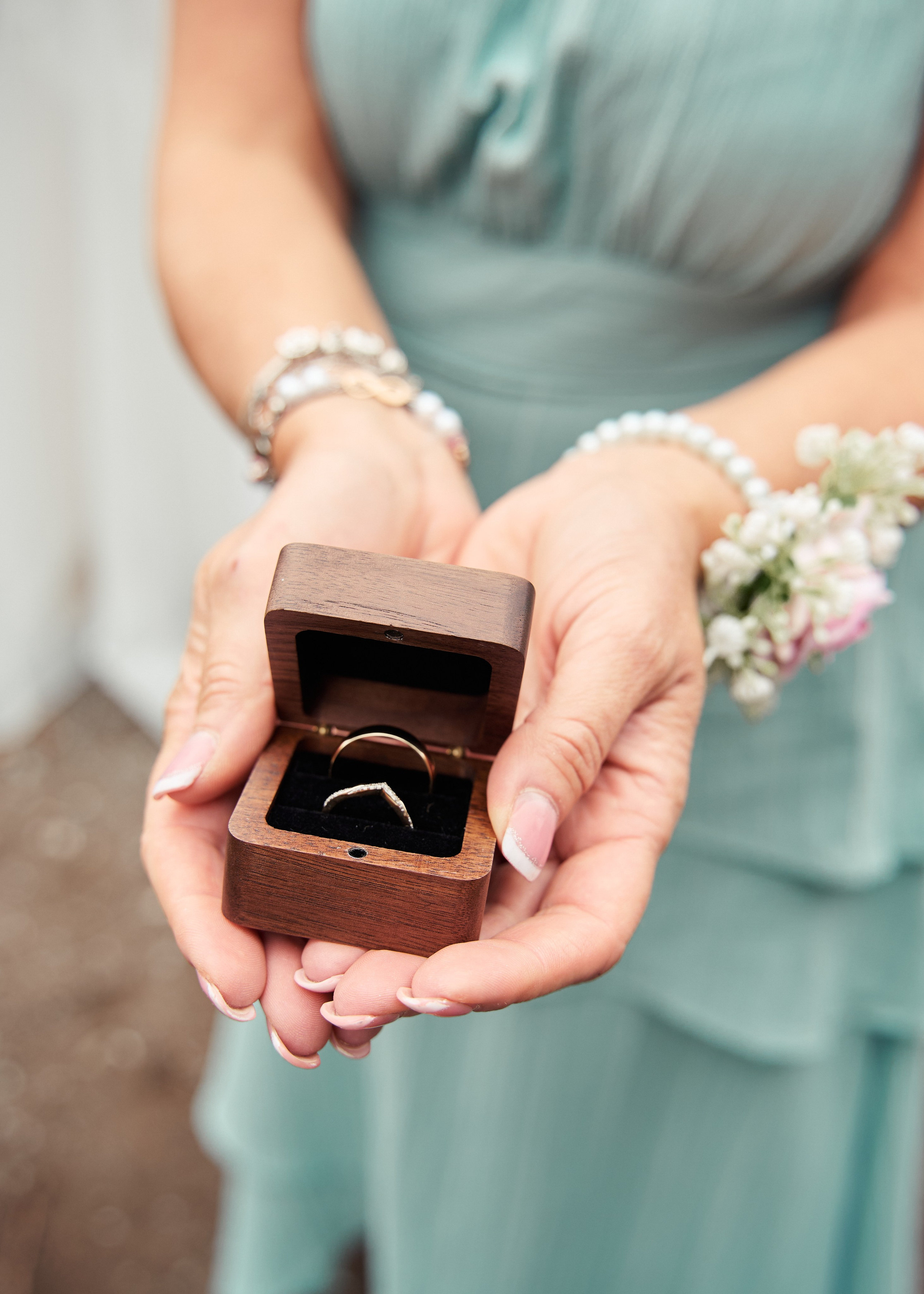 Natalie&Mat. A small, intimate wedding at Forgetmenot Lake, Kananaskis Park. Calgary wedding photo and video. Photographer Andrii Bielikov