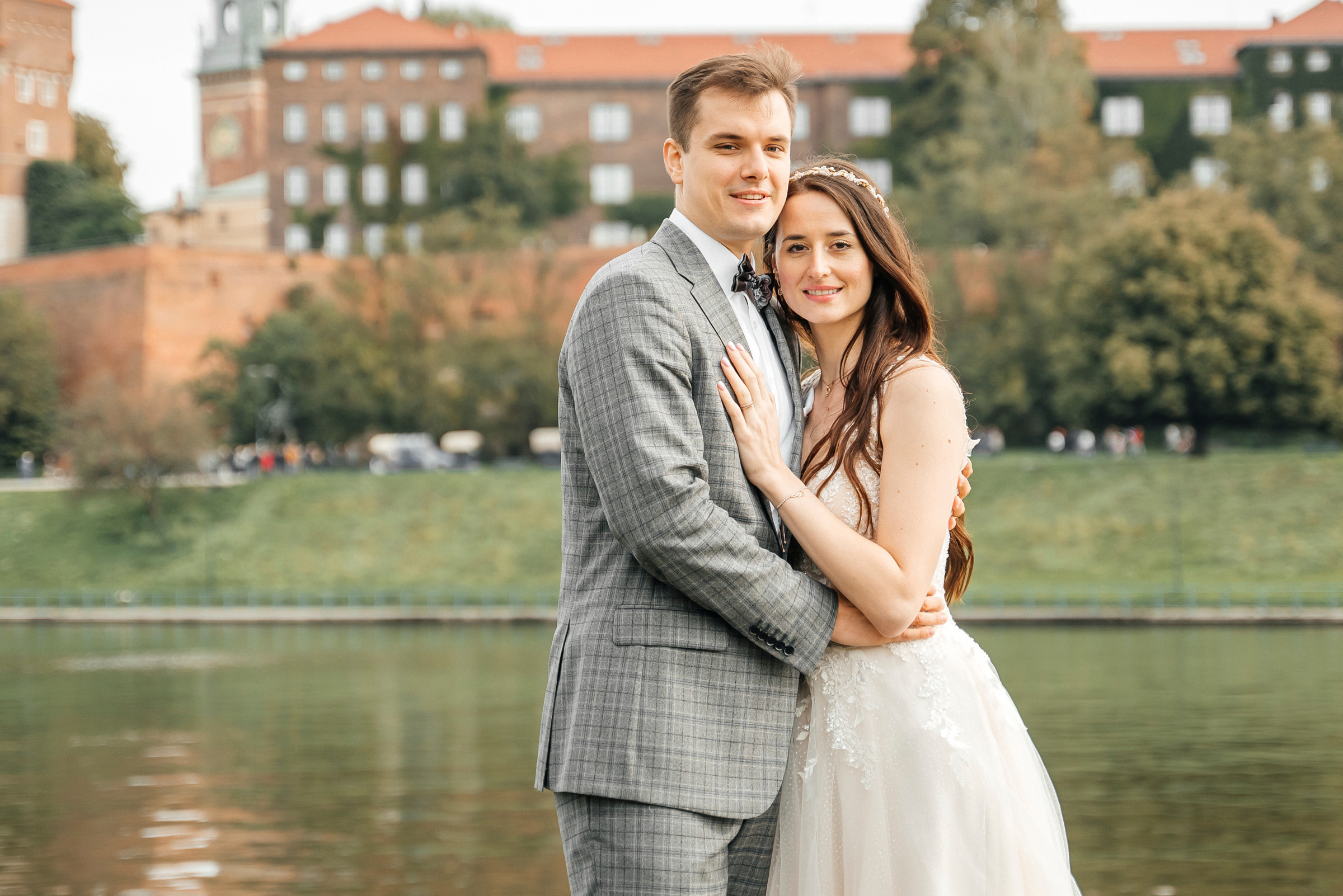 After wedding. Calgary wedding photo and video. Photographer Andrii Bielikov