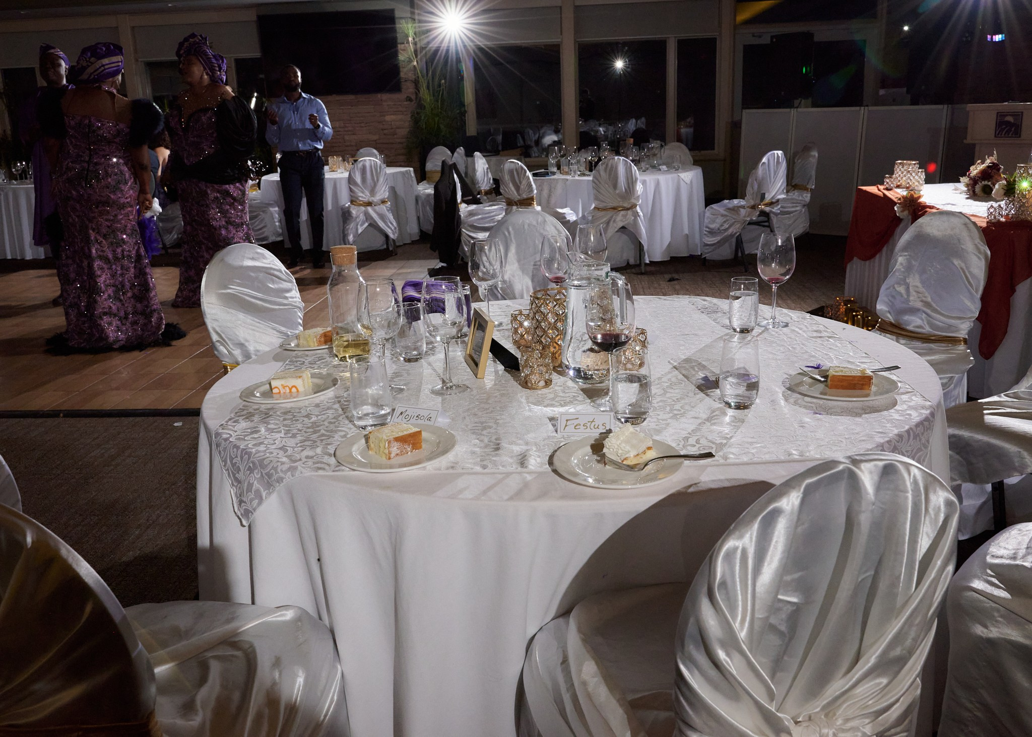 Femi & Jen. Calgary wedding photo and video. Photographer Andrii Bielikov