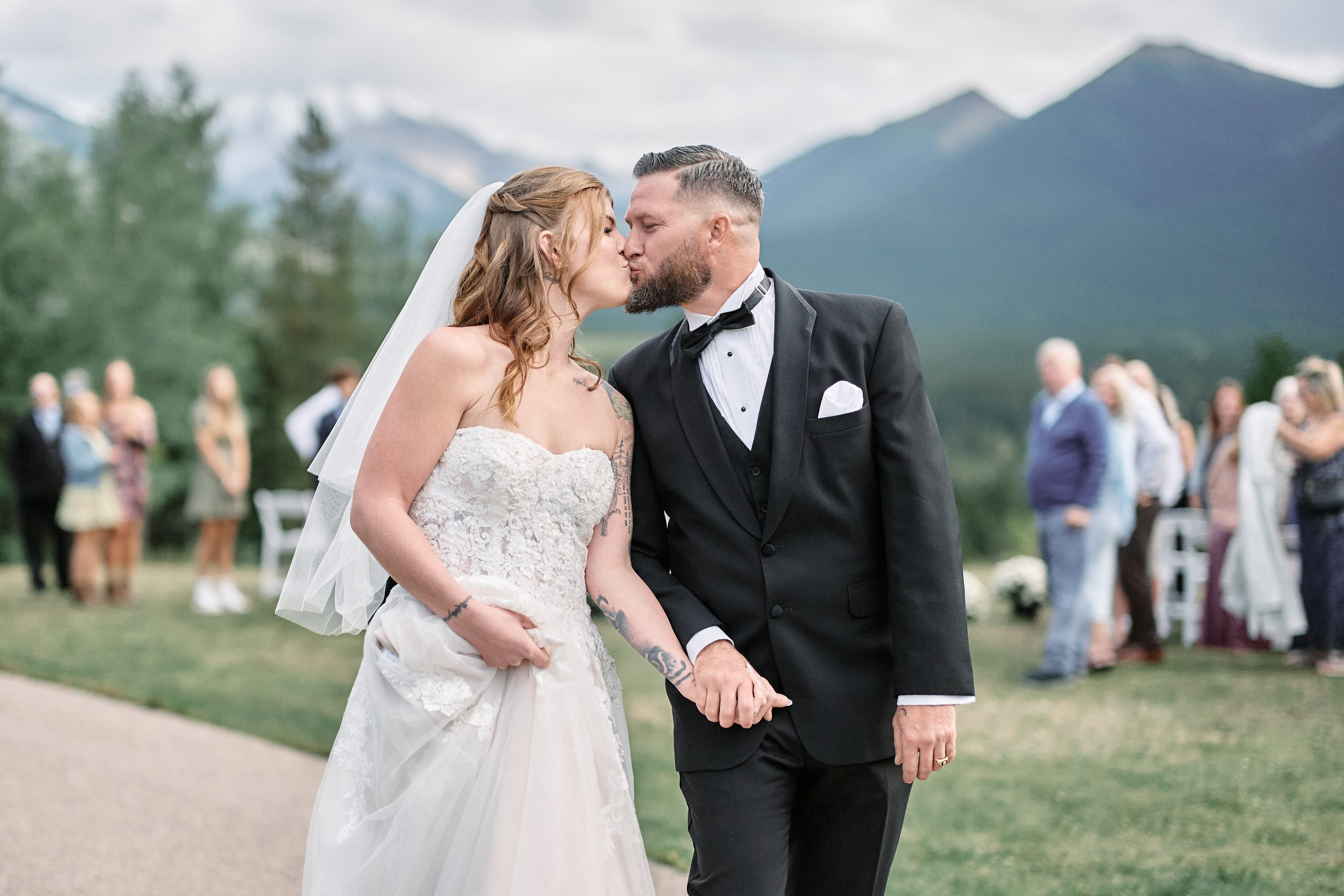 Benjamin&Courtney. Wedding in Kananaskis Park. Calgary wedding photo and video. Photographer Andrii Bielikov