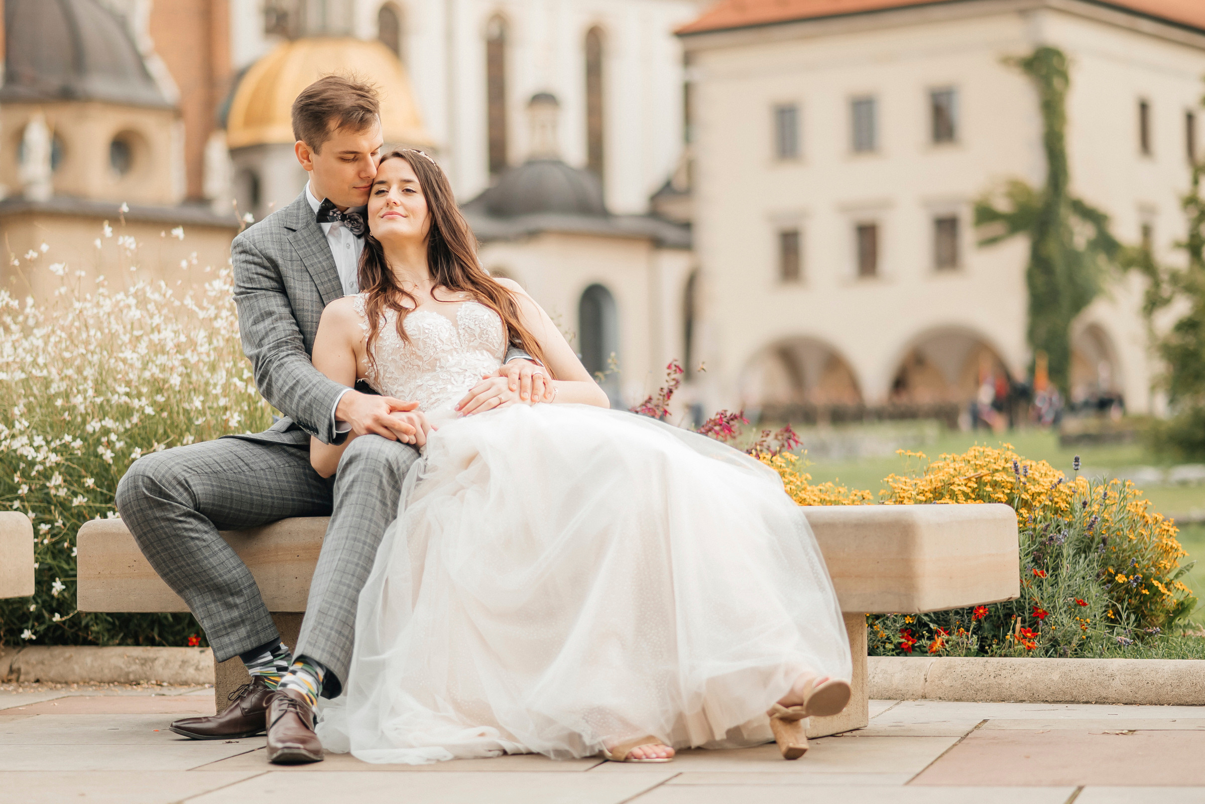 After wedding. Calgary wedding photo and video. Photographer Andrii Bielikov