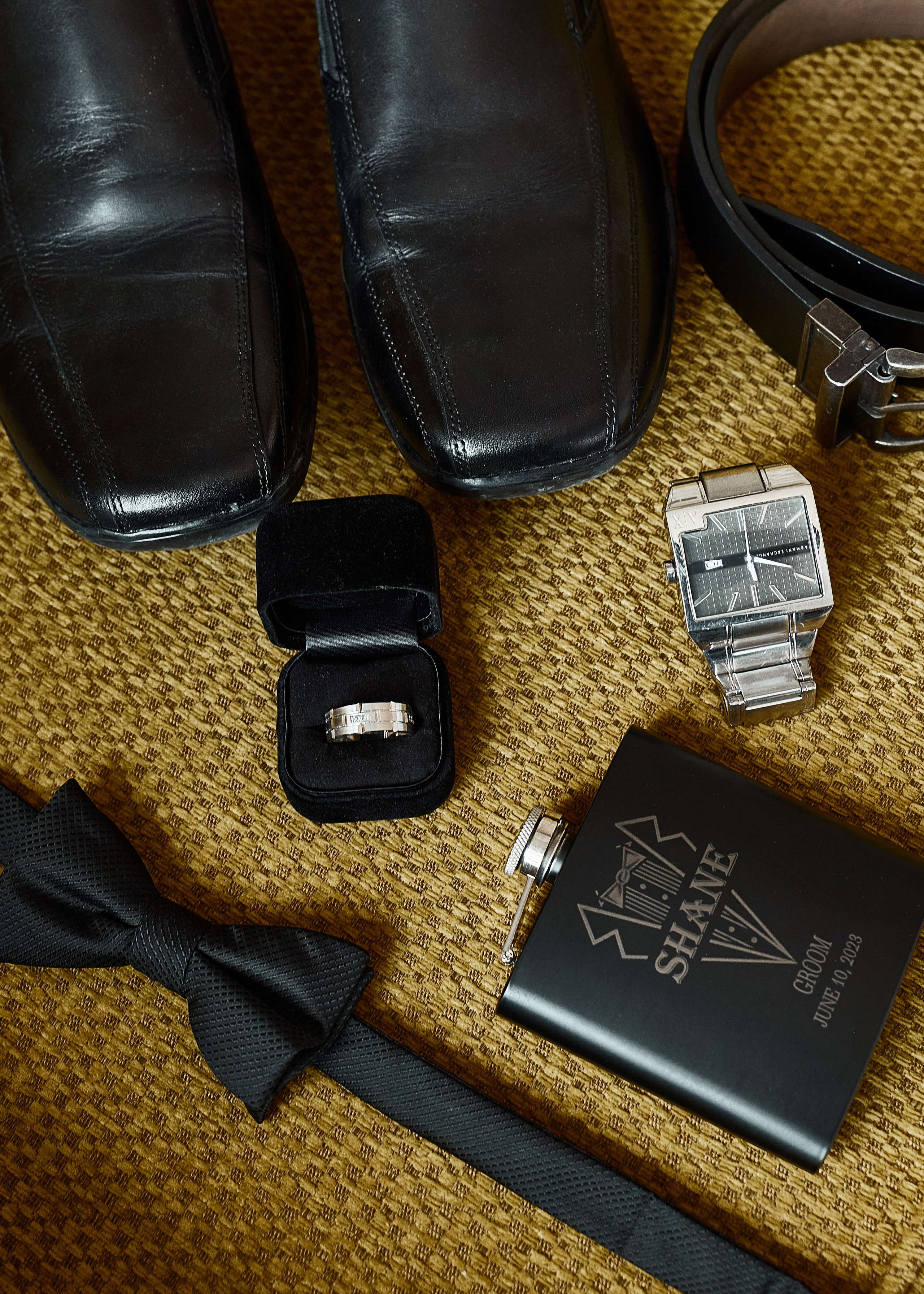 Wedding in Calgary Heritage park. Calgary wedding photo and video. Photographer Andrii Bielikov