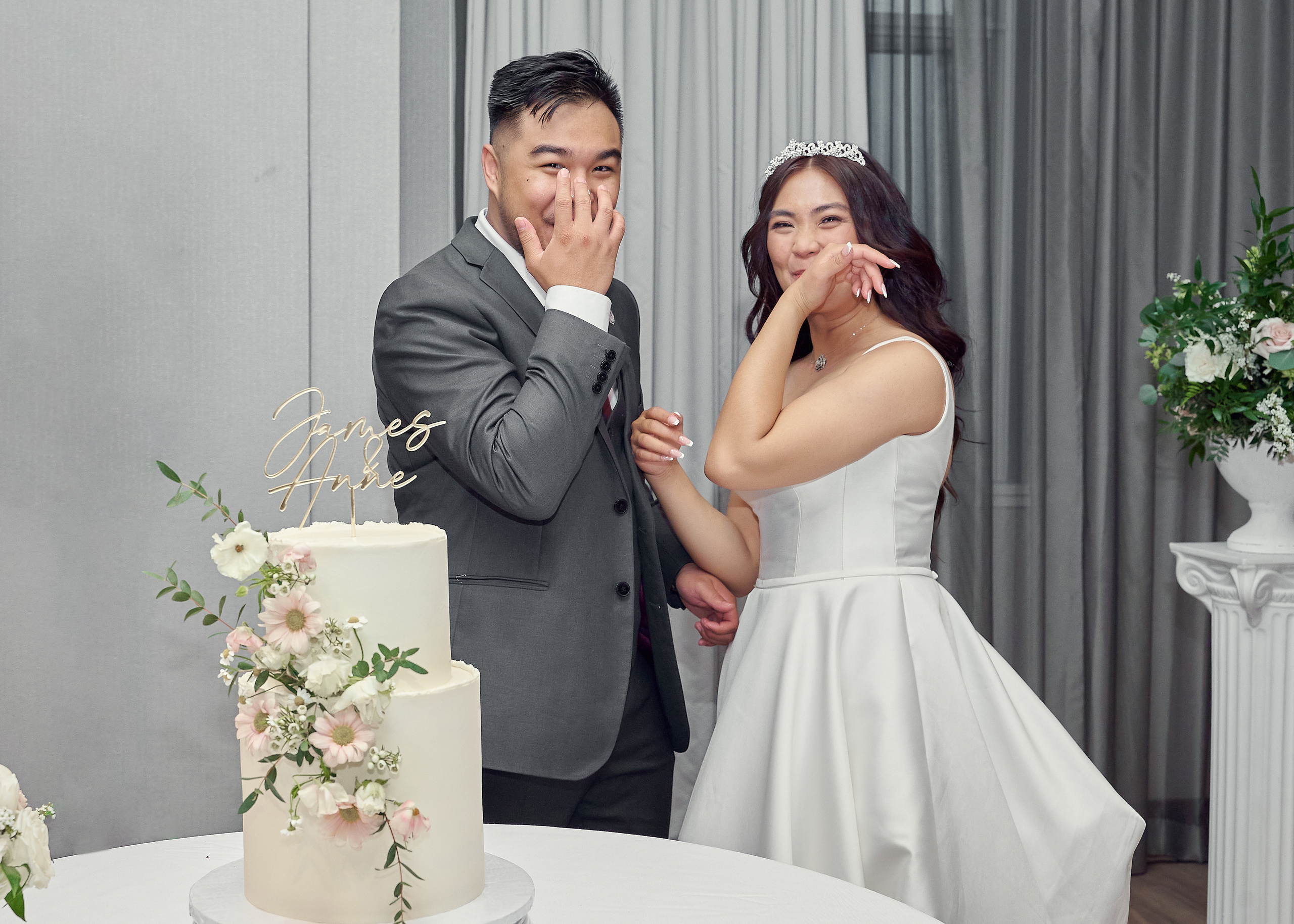 Wedding in Calgary. Calgary wedding photo and video. Photographer Andrii Bielikov