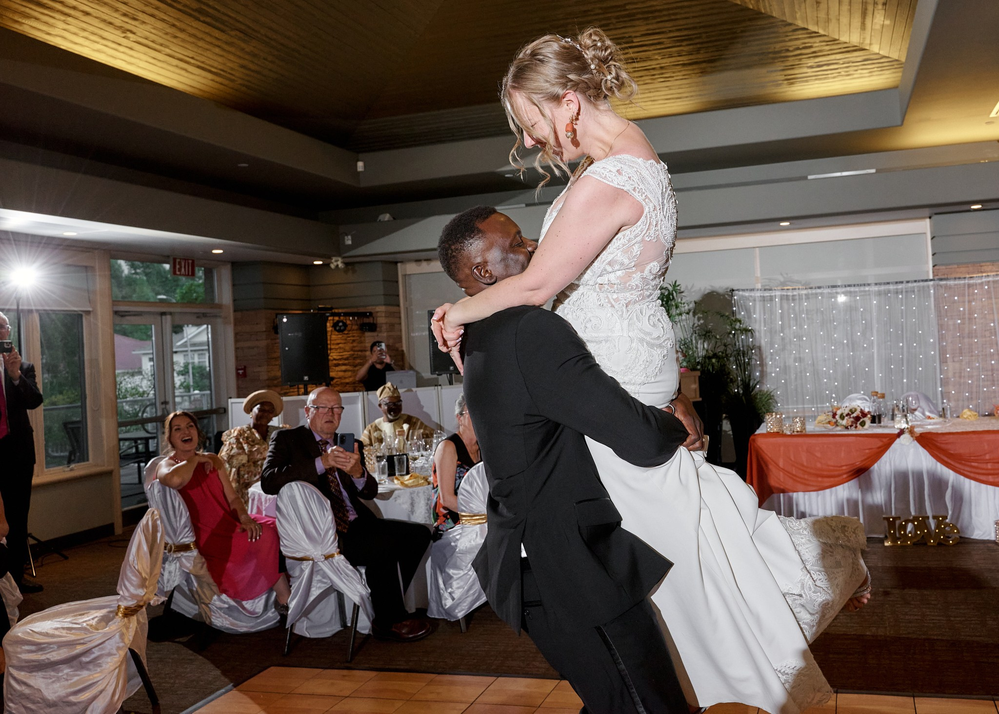 Femi & Jen. Calgary wedding photo and video. Photographer Andrii Bielikov