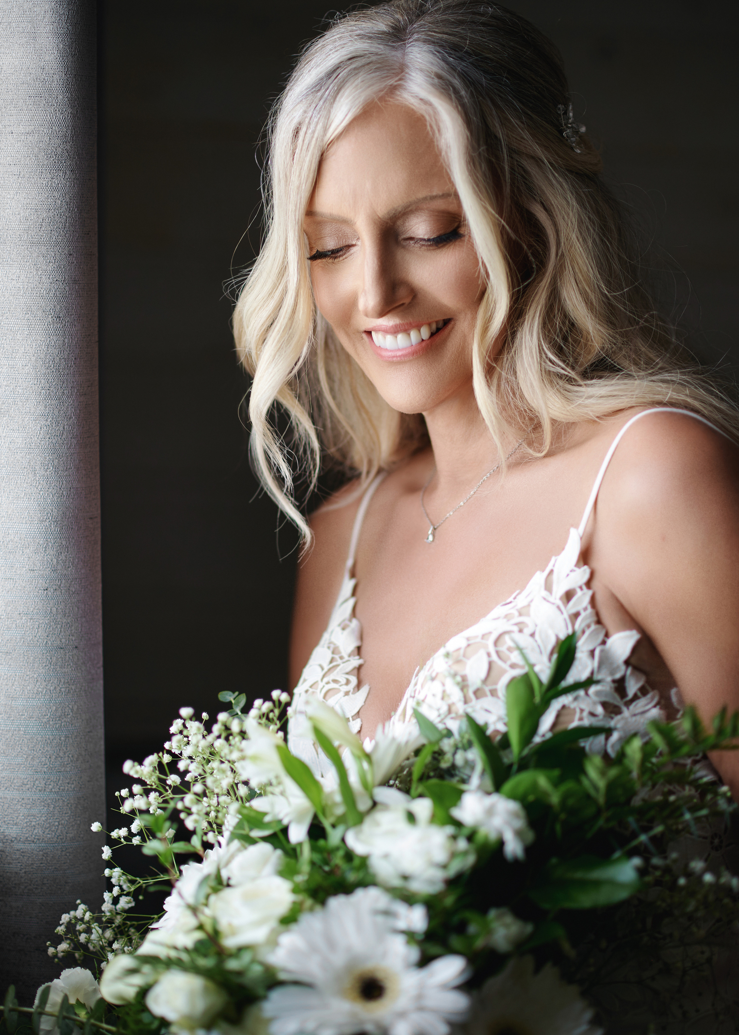 Wedding in Calgary Heritage park. Calgary wedding photo and video. Photographer Andrii Bielikov