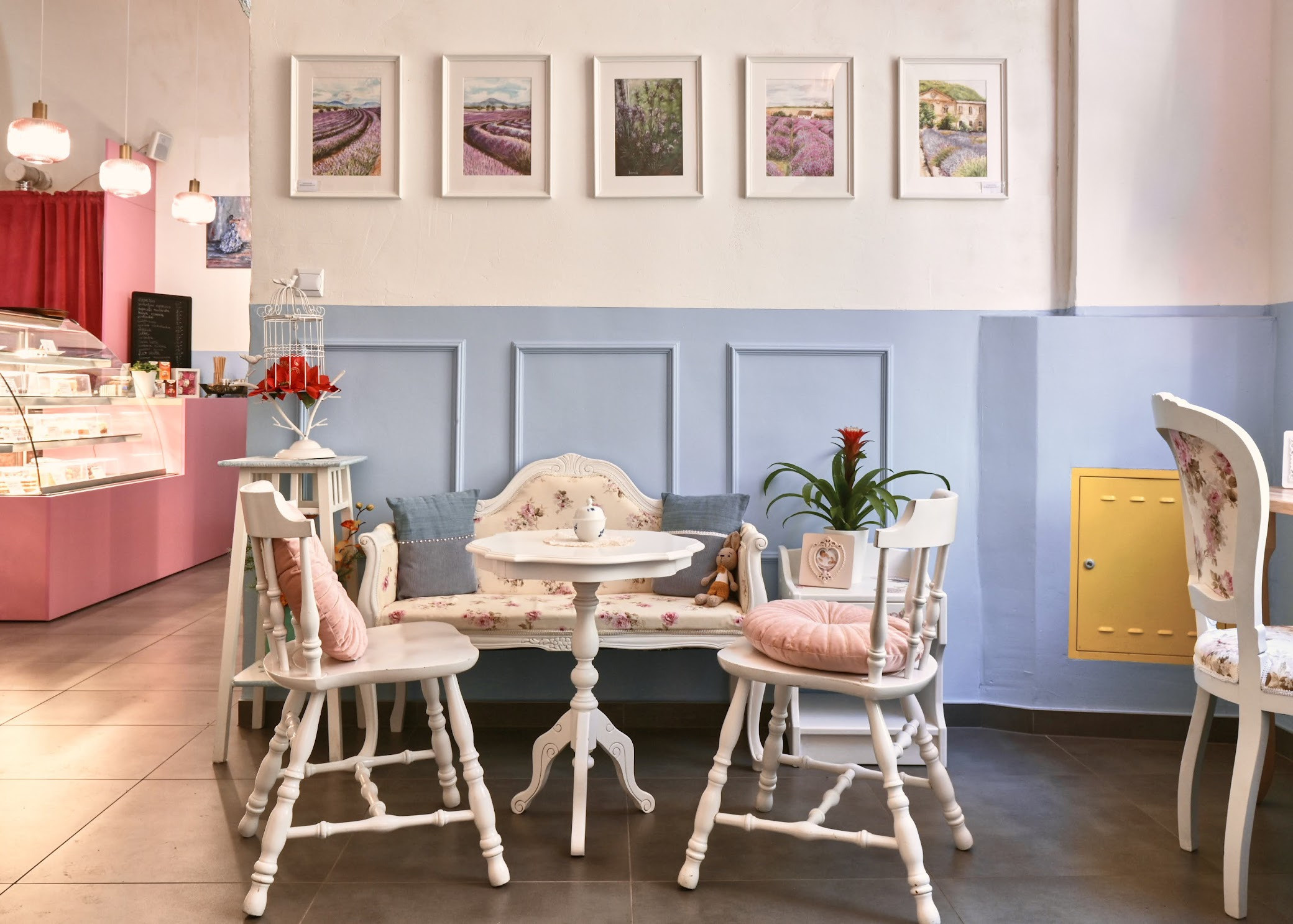 Interiors. Calgary wedding photo and video. Photographer Andrii Bielikov