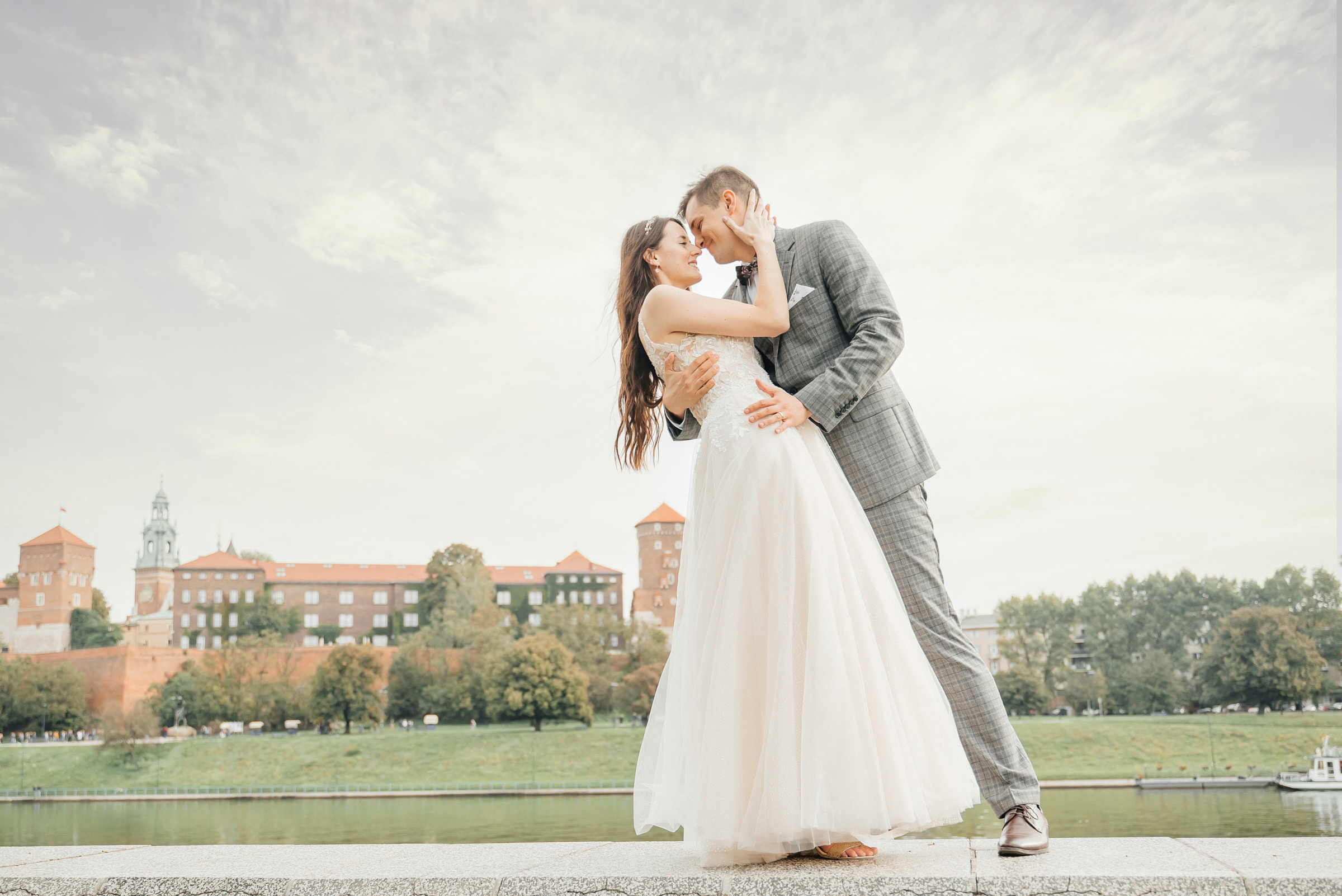 After wedding. Calgary wedding photo and video. Photographer Andrii Bielikov