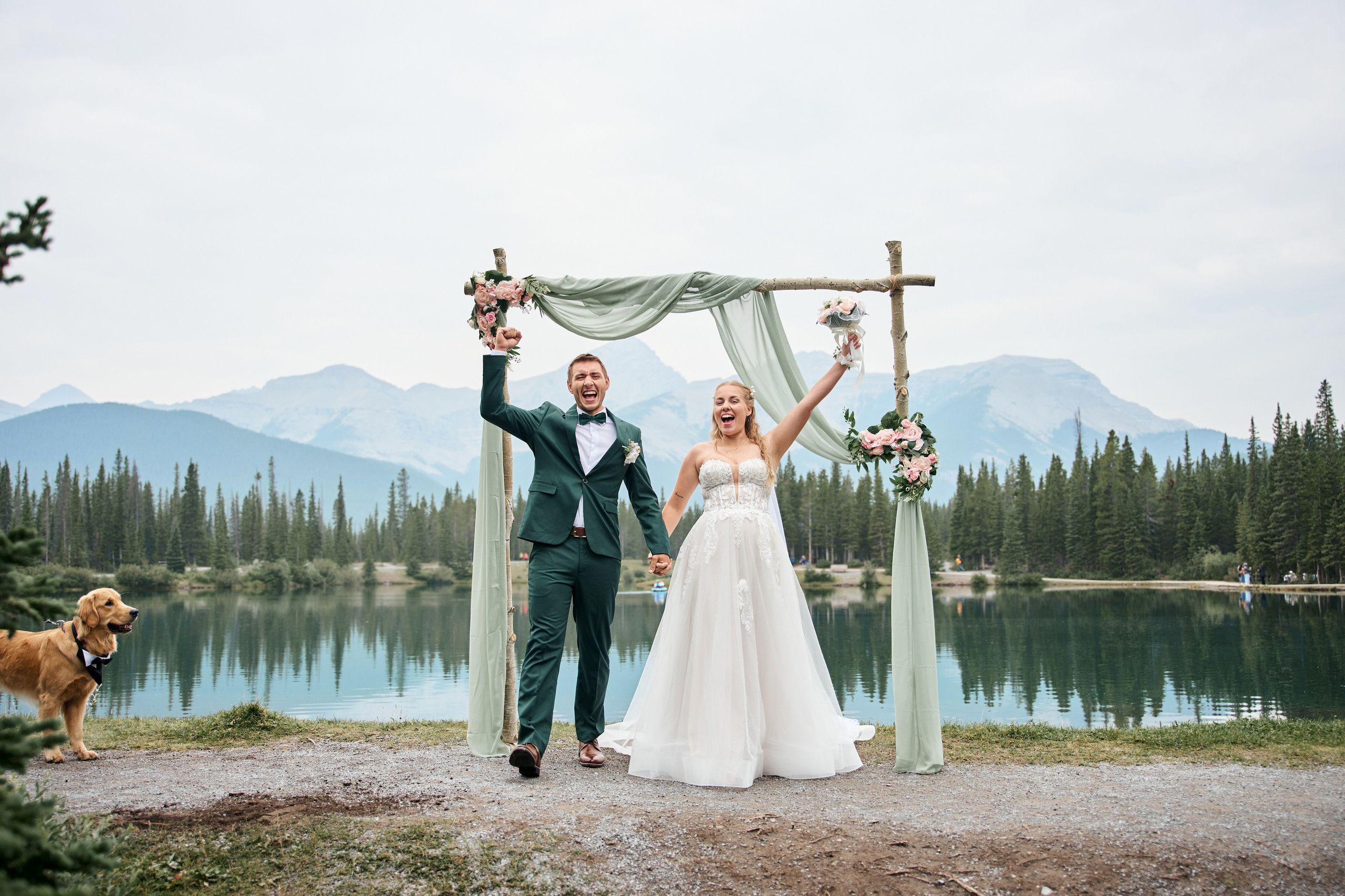 Natalie&Mat. A small, intimate wedding at Forgetmenot Lake, Kananaskis Park. Calgary wedding photo and video. Photographer Andrii Bielikov