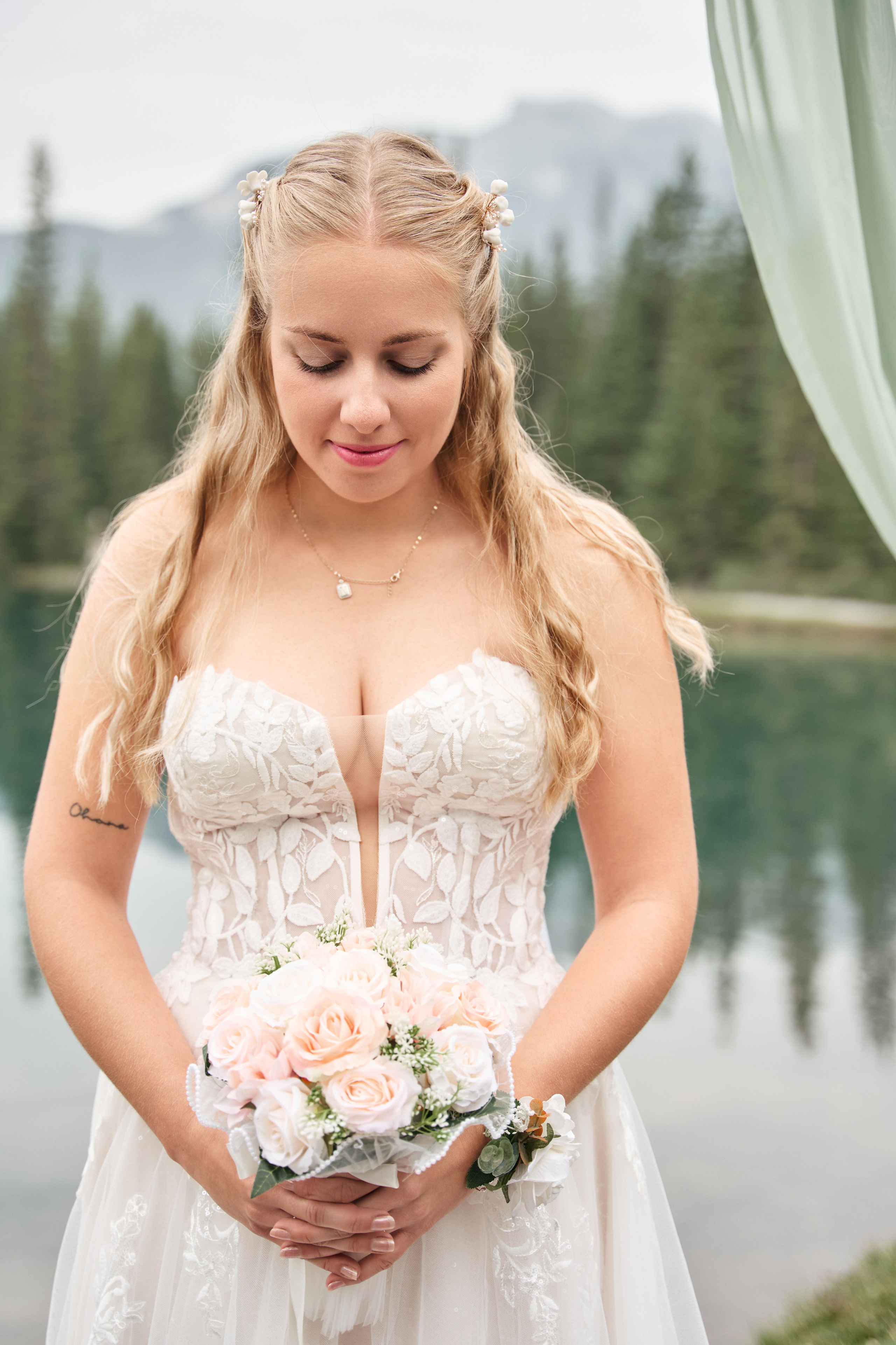 Natalie&Mat. A small, intimate wedding at Forgetmenot Lake, Kananaskis Park. Calgary wedding photo and video. Photographer Andrii Bielikov