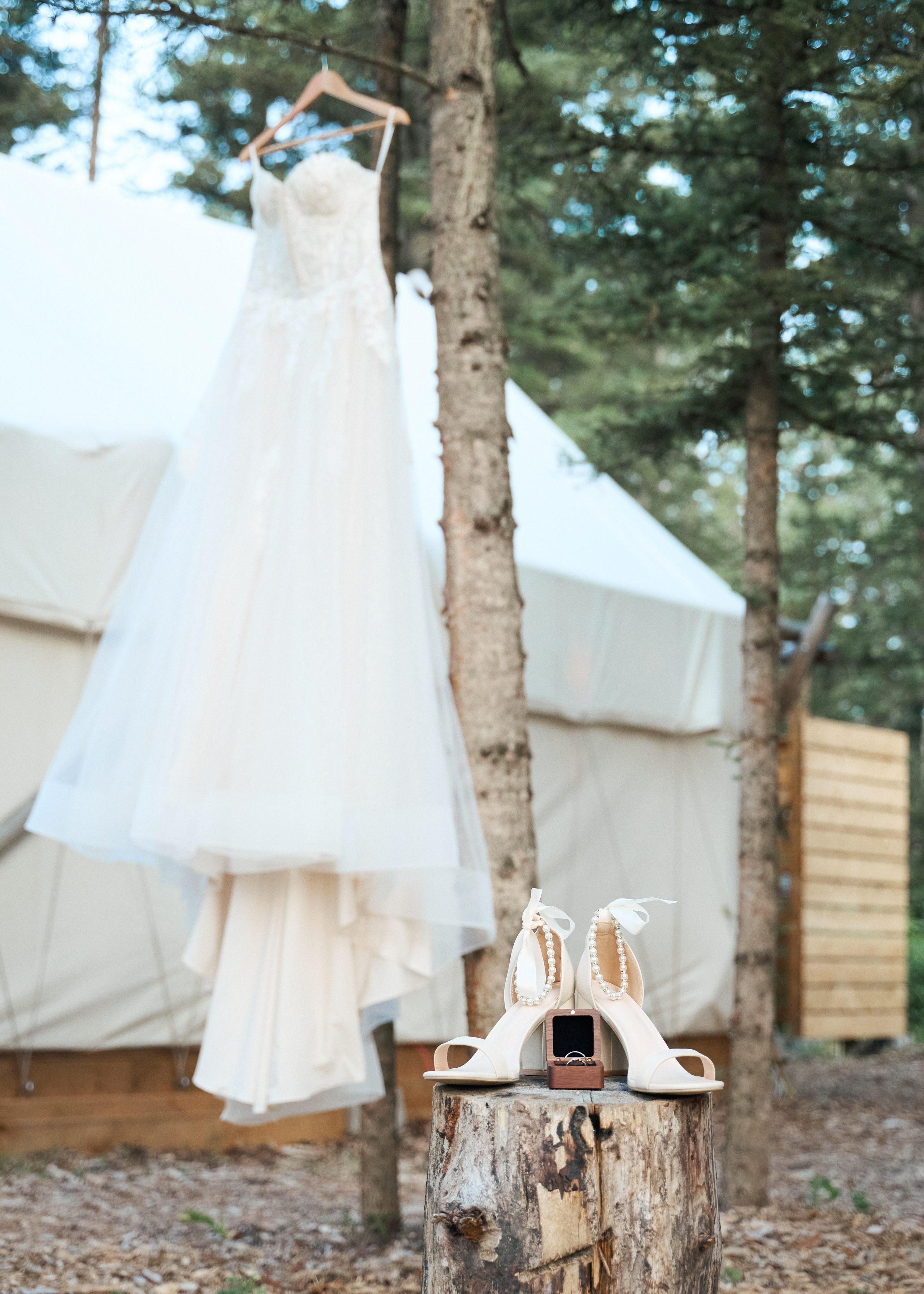 Natalie&Mat. A small, intimate wedding at Forgetmenot Lake, Kananaskis Park. Calgary wedding photo and video. Photographer Andrii Bielikov