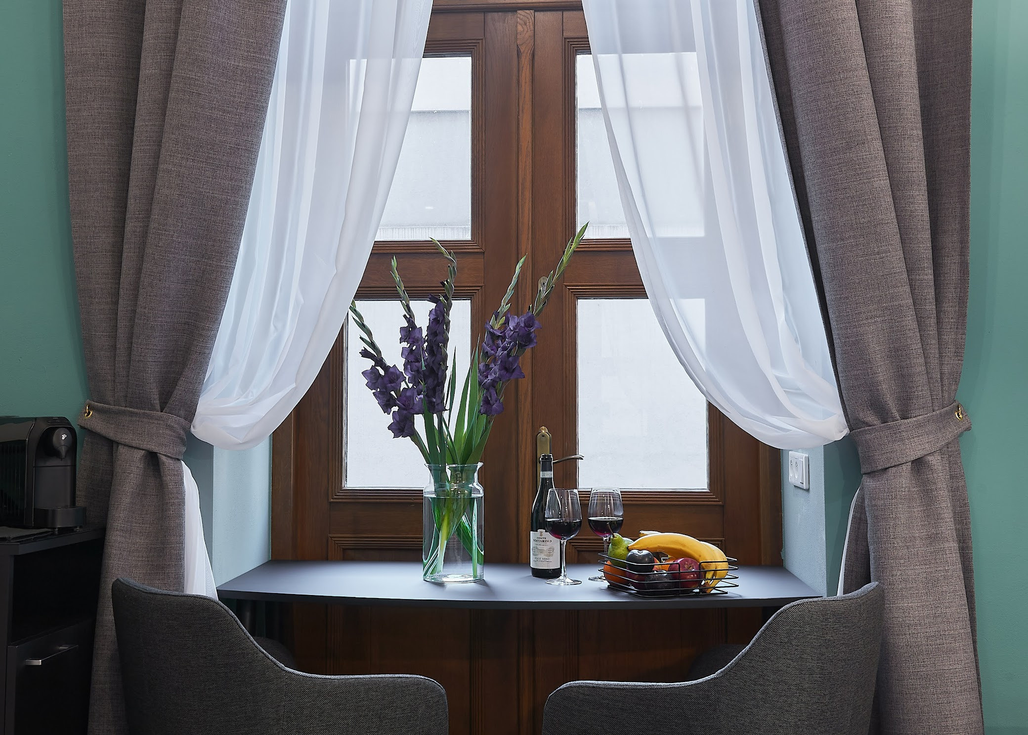 Interiors. Calgary wedding photo and video. Photographer Andrii Bielikov