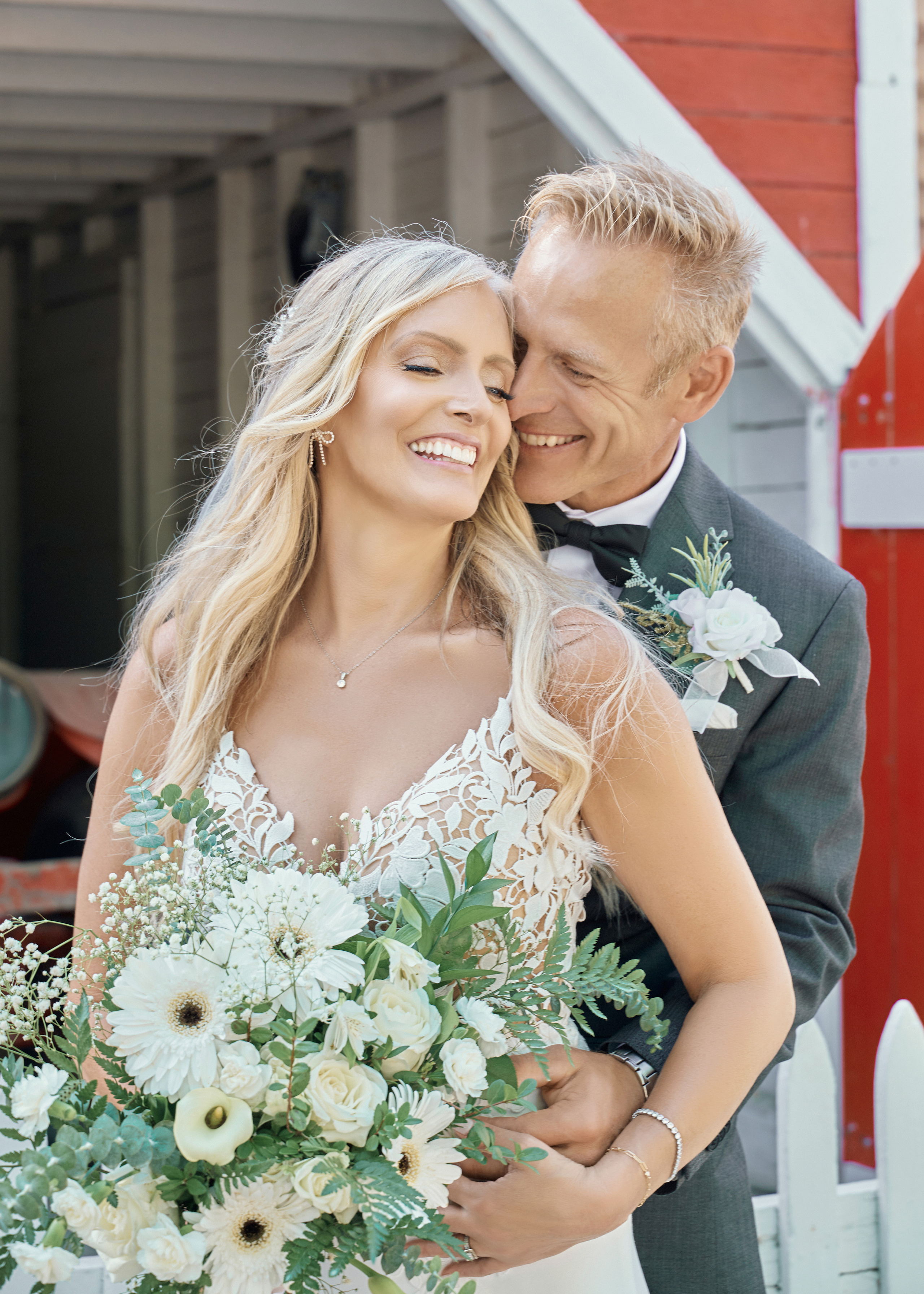 Wedding in Calgary Heritage park. Calgary wedding photo and video. Photographer Andrii Bielikov