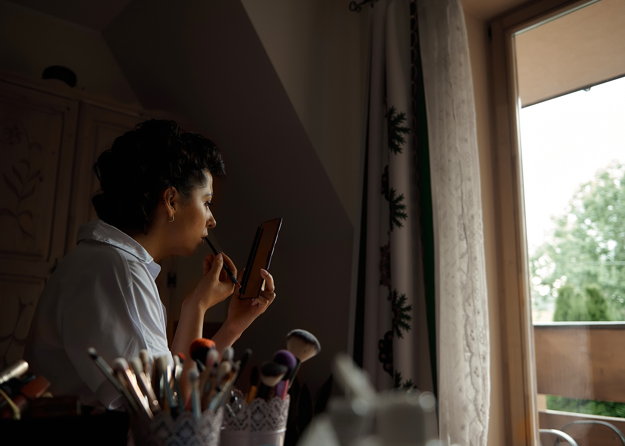 Wedding in mountains. Calgary wedding photo and video. Photographer Andrii Bielikov