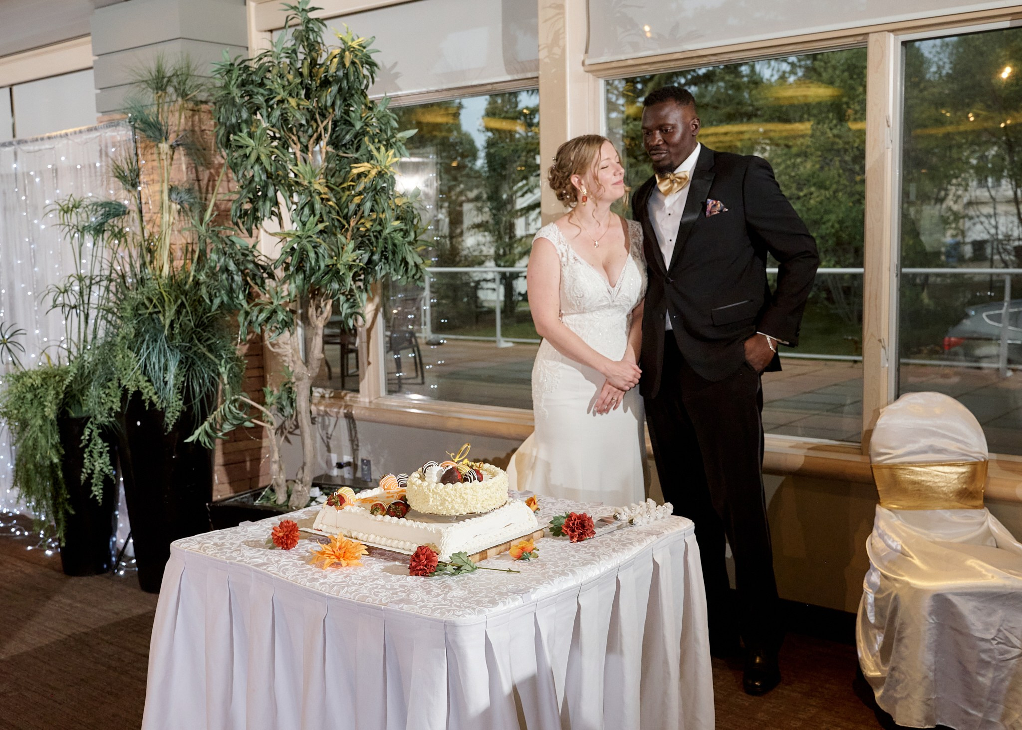 Femi & Jen. Calgary wedding photo and video. Photographer Andrii Bielikov