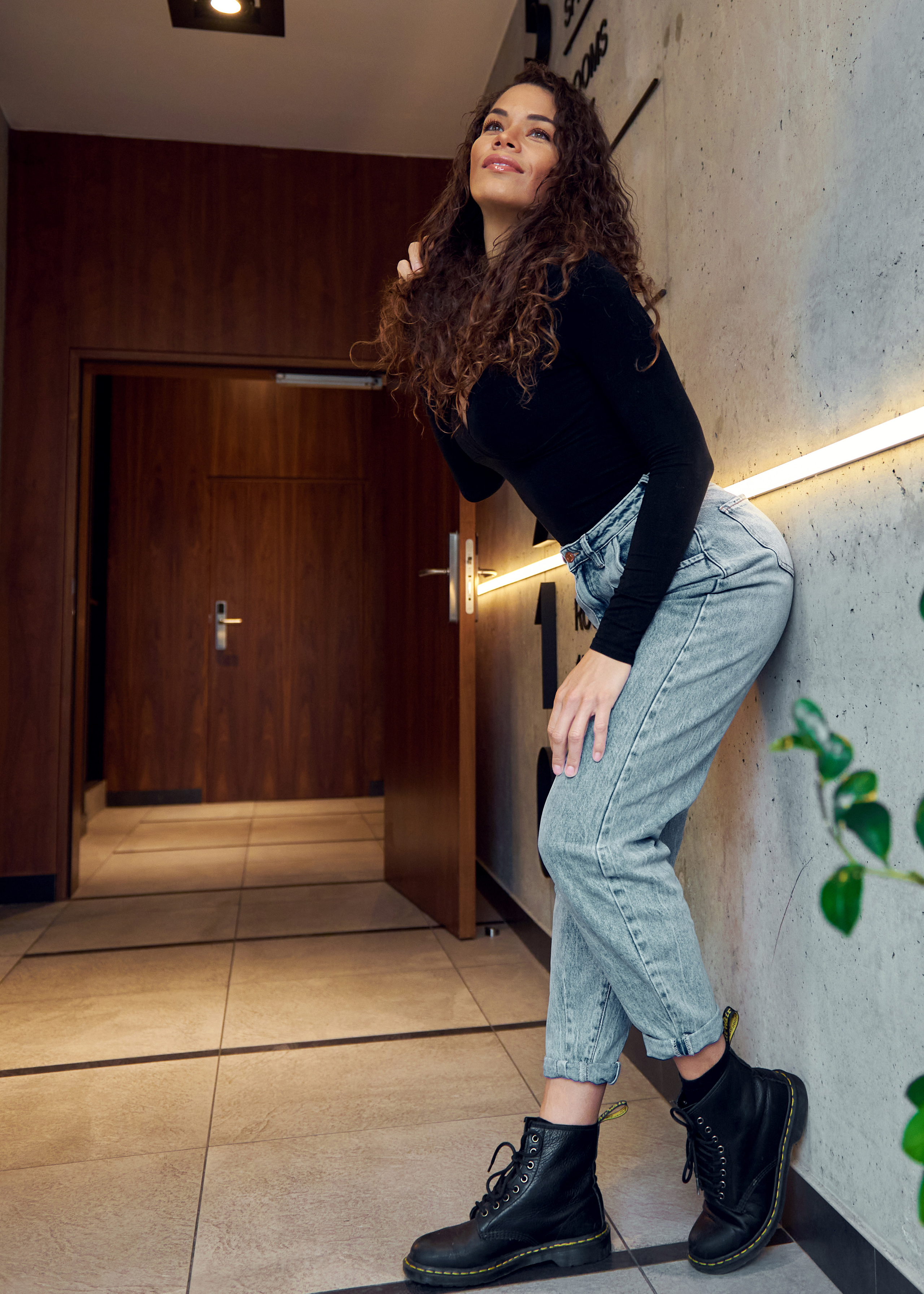 Hot love story in hotel. Calgary wedding photo and video. Photographer Andrii Bielikov