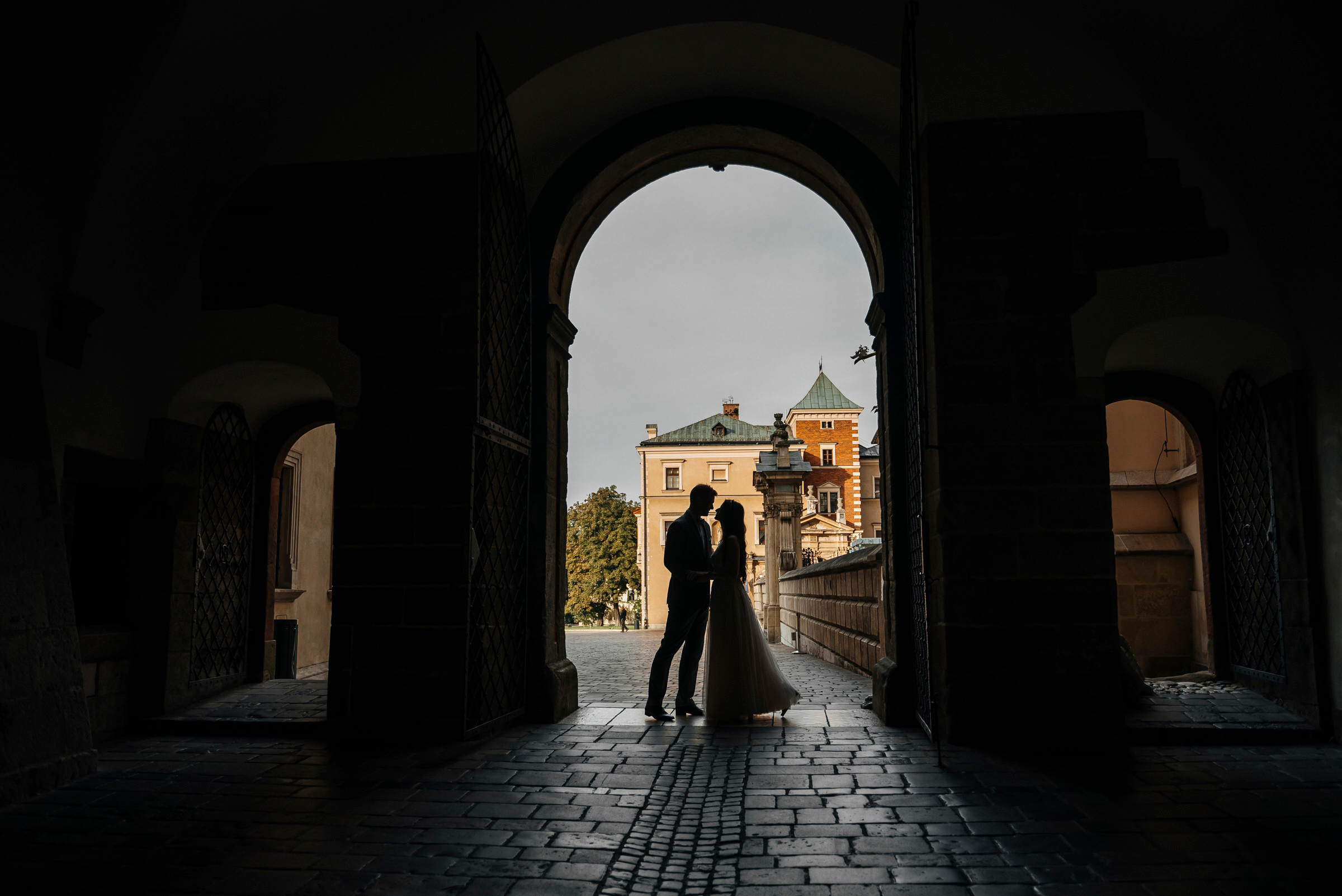 After wedding. Calgary wedding photo and video. Photographer Andrii Bielikov