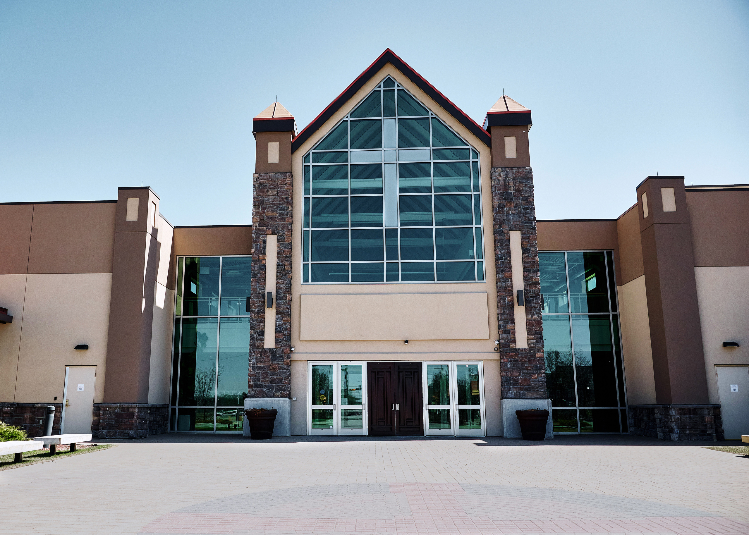 Wedding in Calgary. Calgary wedding photo and video. Photographer Andrii Bielikov