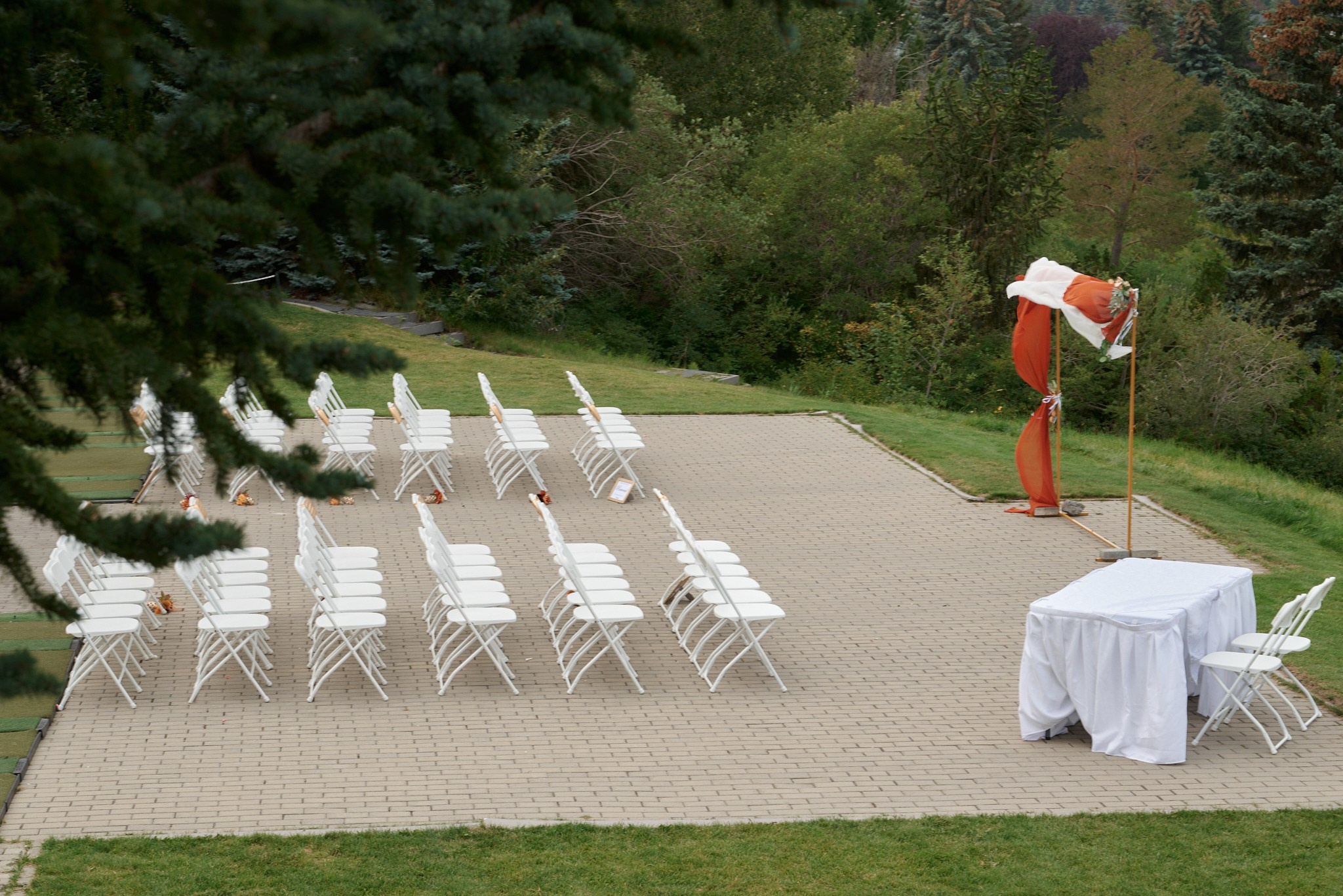 Femi & Jen. Calgary wedding photo and video. Photographer Andrii Bielikov