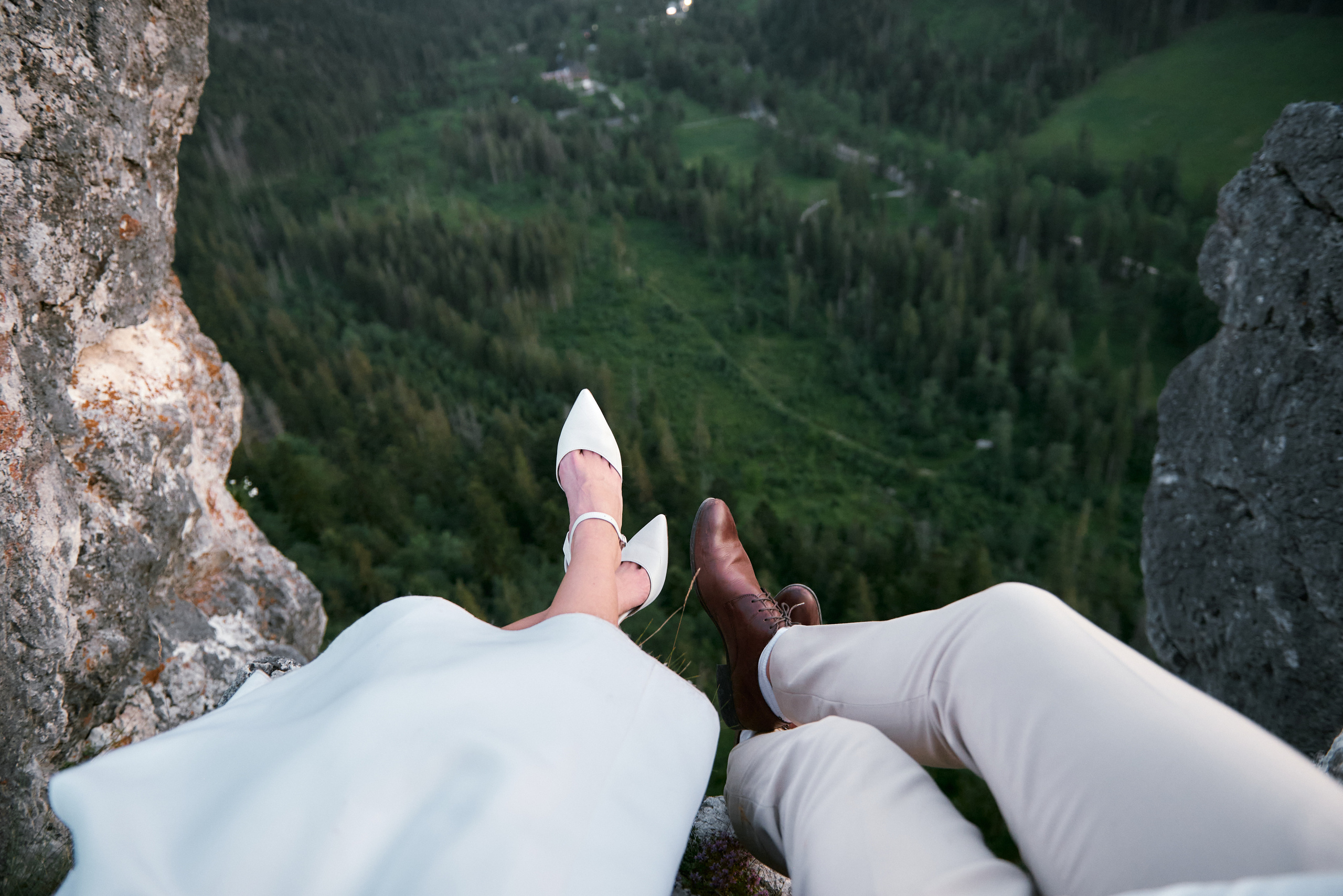 Weddings. Calgary wedding photo and video. Photographer Andrii Bielikov