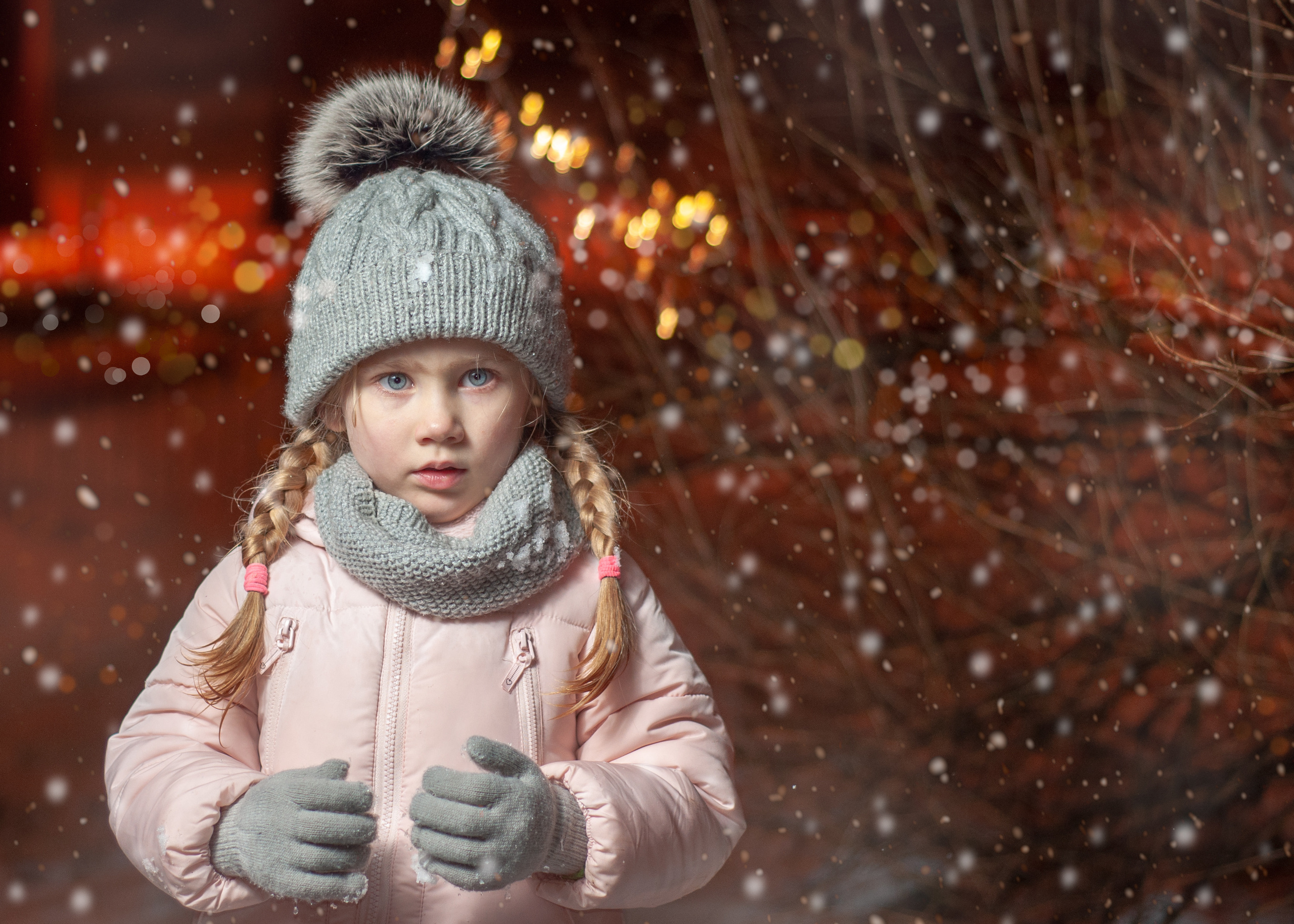 Family photo shoot. Calgary wedding photo and video. Photographer Andrii Bielikov
